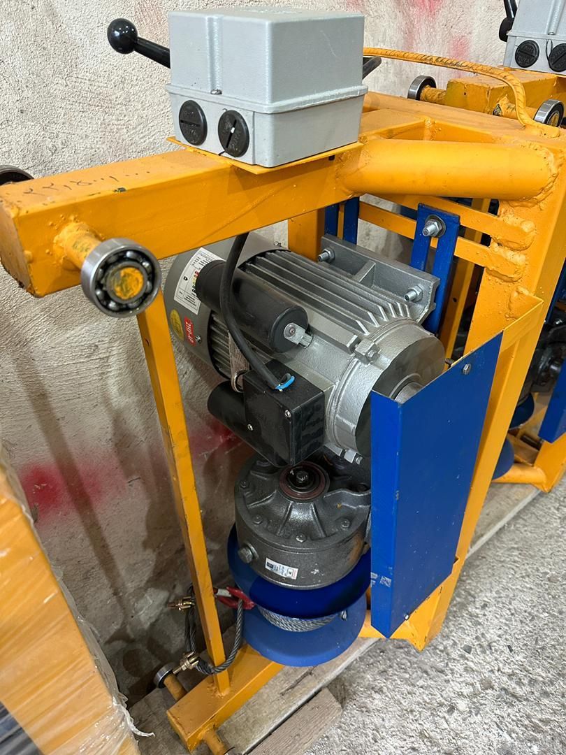 تجهیزات ساختمانی جک. قالب. قیچی.بتونیر.پاکت بالاب|مصالح و تجهیزات ساختمان|رشت, معلولین|دیوار