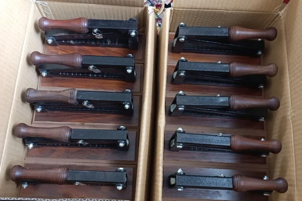 هسته شکن آپارتمانی(گردو وبادام شکن)|ابزارآلات|تهران, تولید دارو|دیوار