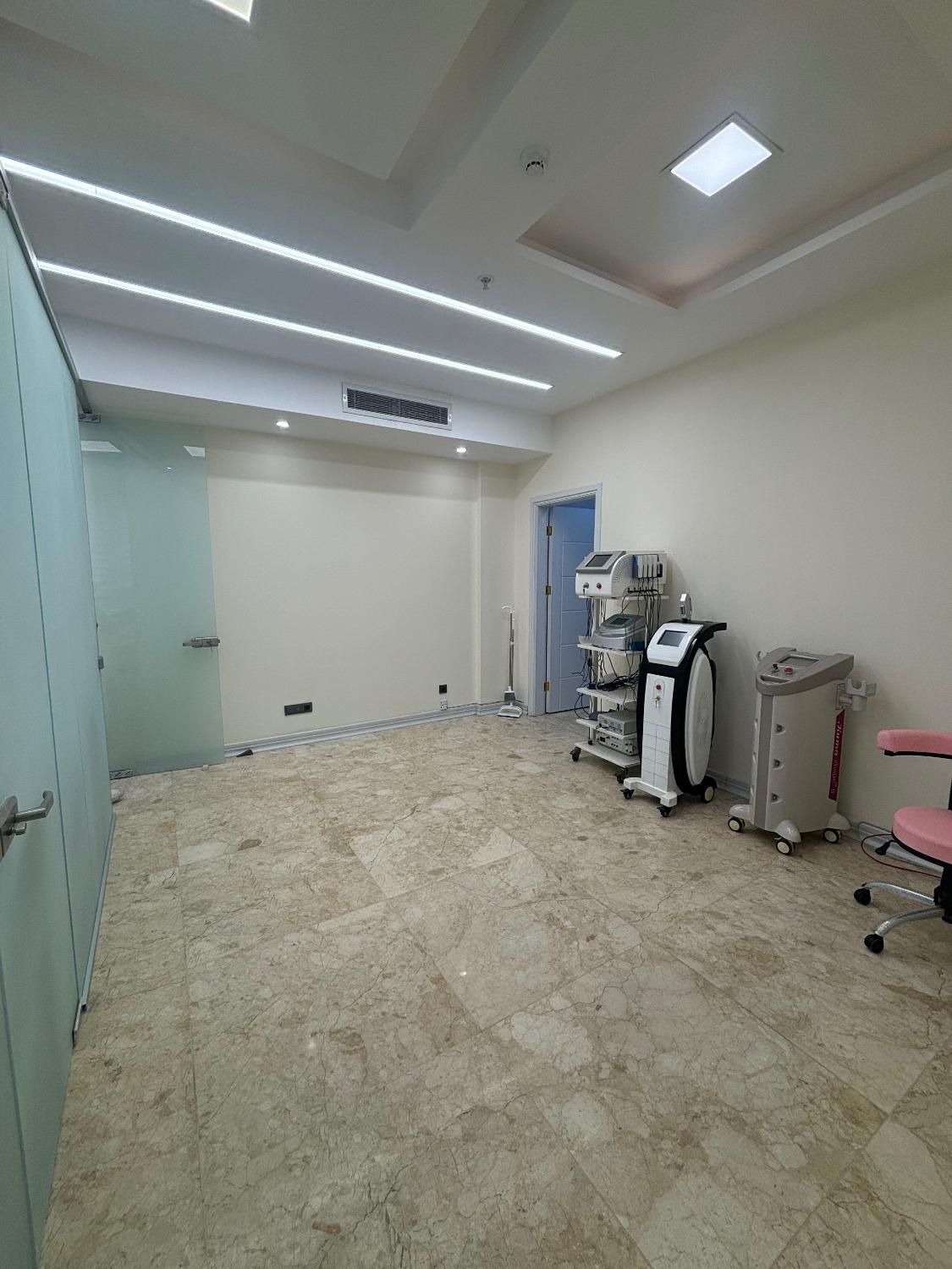 اجاره اتاق لیزر در مطب مجهز پاسداران|اجارهٔ دفتر کار، اتاق اداری، مطب|تهران, دروس|دیوار