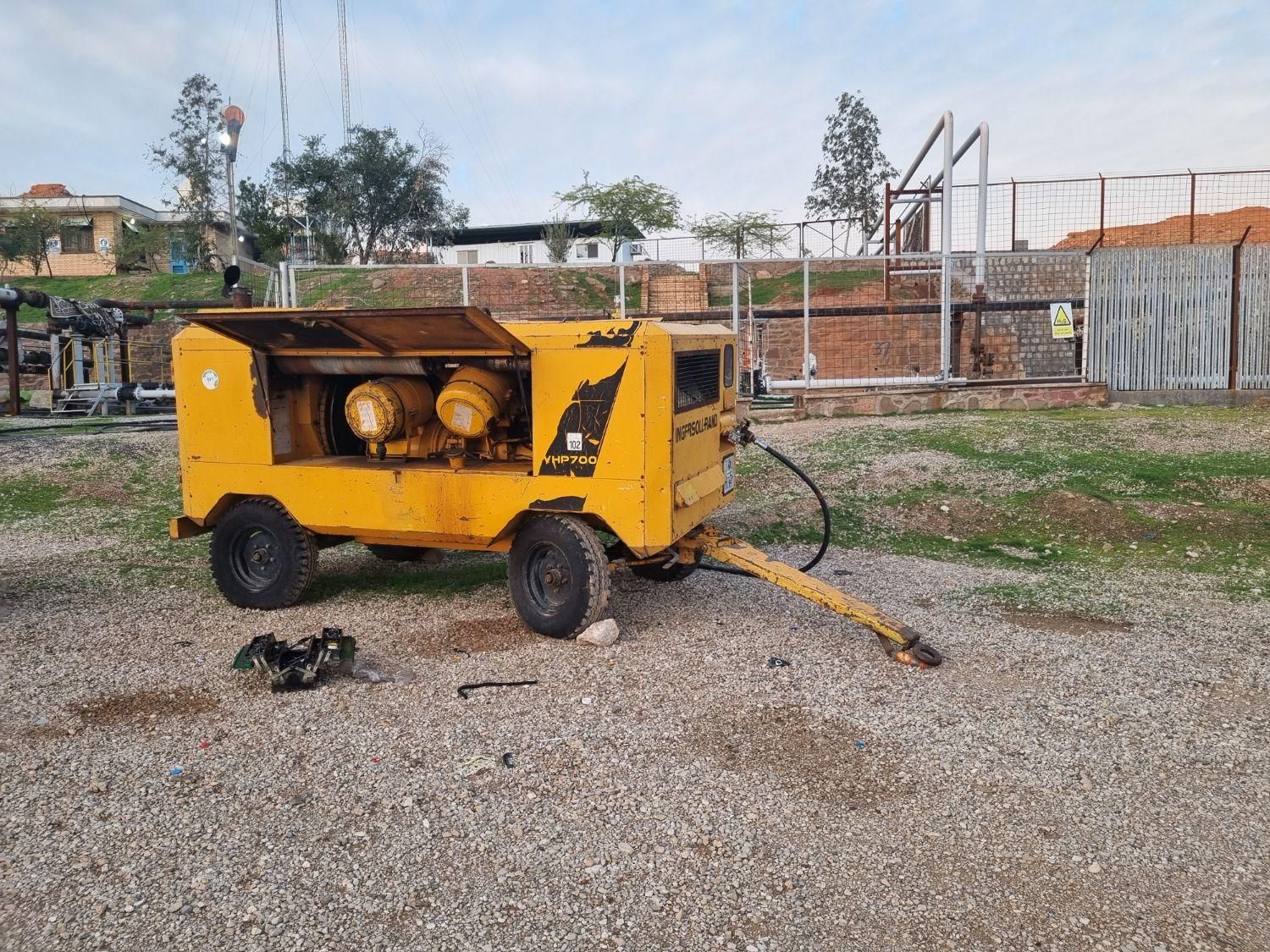 اجاره انواع کمپرسور باد دیزلی جهت انجام بلاست تخری|خدمات پیشه و مهارت|دزفول, |دیوار