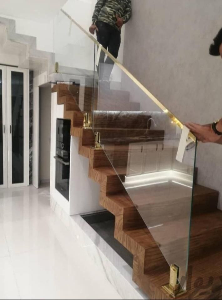 شیشه،سکوریت، دربهای سکوریت،لمینیت|خدمات پیشه و مهارت|آمل, |دیوار