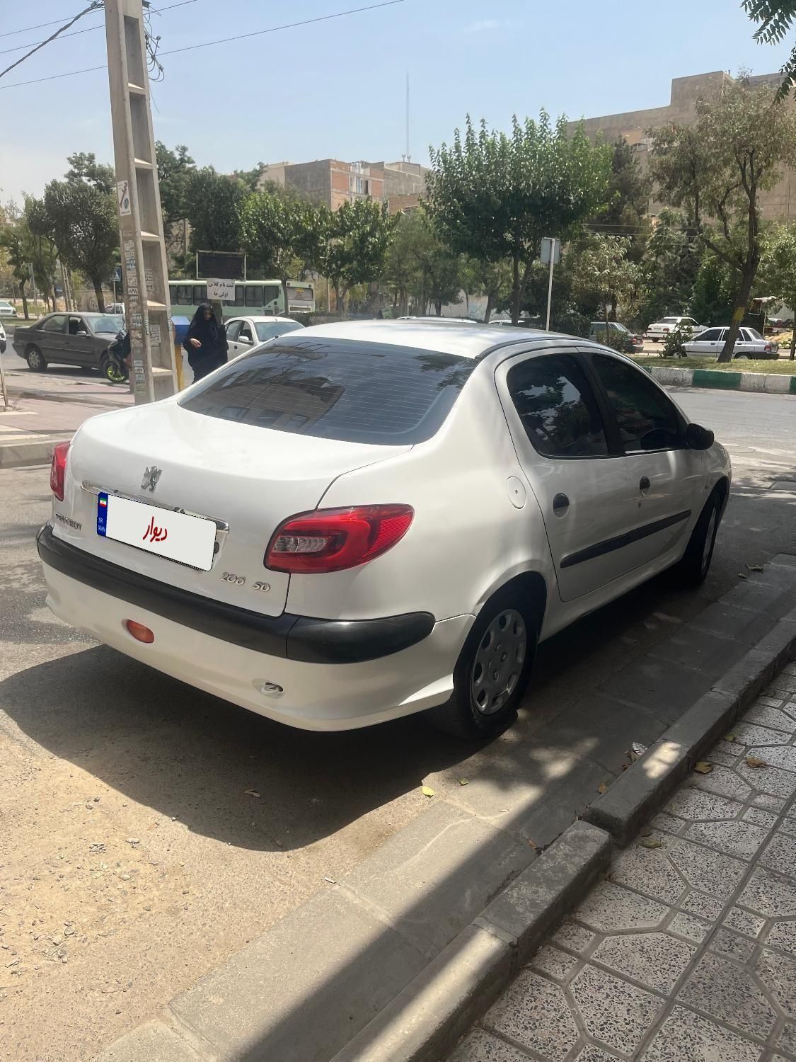 پژو 206 SD V8، مدل ۱۳۹۰|خودرو سواری و وانت|کرج, شاهین‌ویلا|دیوار