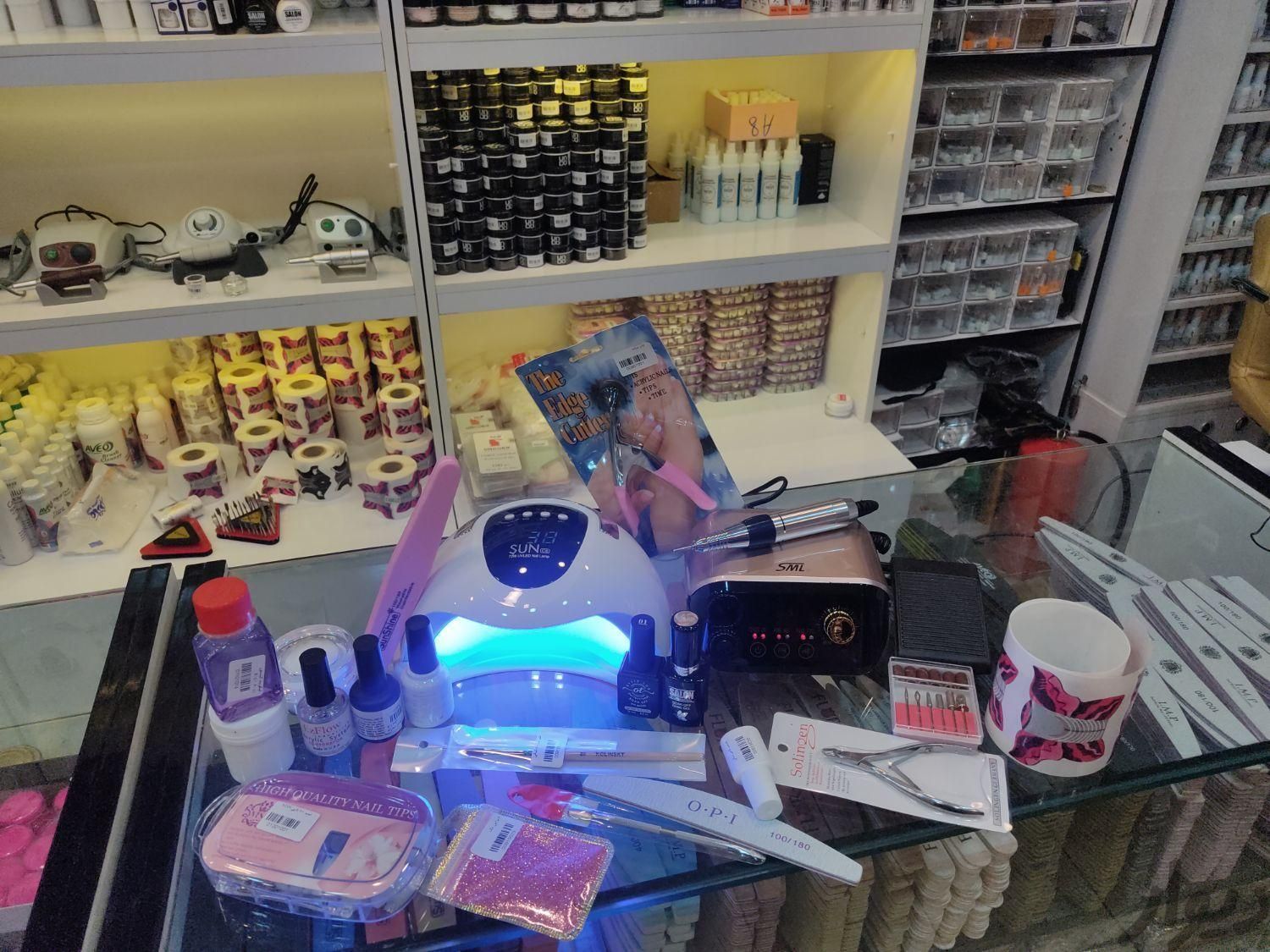 پکیج کامل لوازم کاشت ناخن کارآموزی سوهان برقی/یووی|آرایشی، بهداشتی، درمانی|تبریز, |دیوار