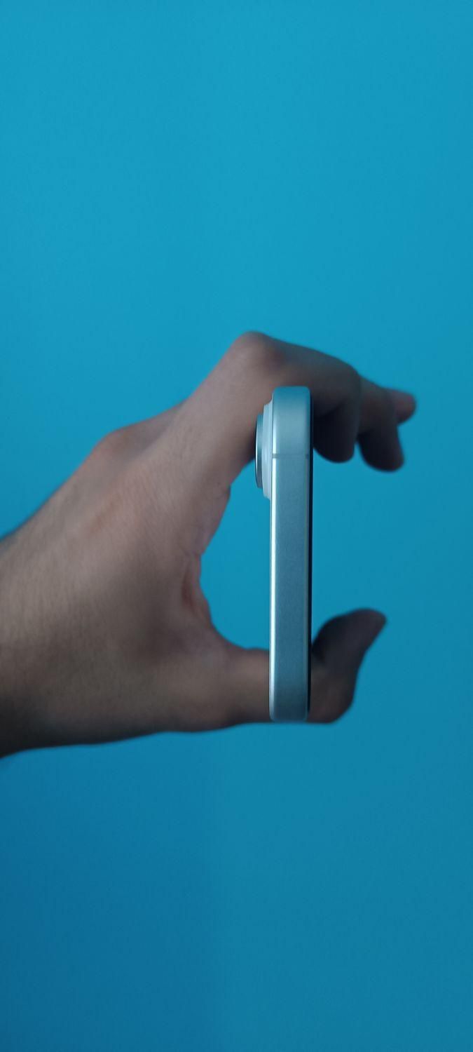 iPhone 16 & adaptor|موبایل|جم, |دیوار