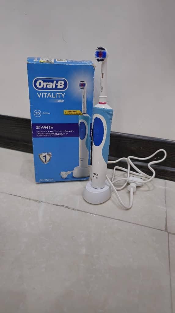 مسواک برقی OralB|آرایشی، بهداشتی، درمانی|تهران, جوادیه|دیوار