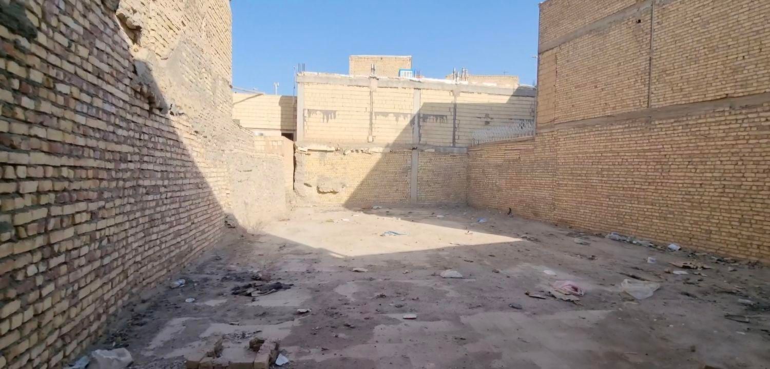 زمین مسکونی ۲۳۰ متر( دارای  آب برق گاز)|فروش زمین و ملک کلنگی|اصفهان, قائمیه|دیوار