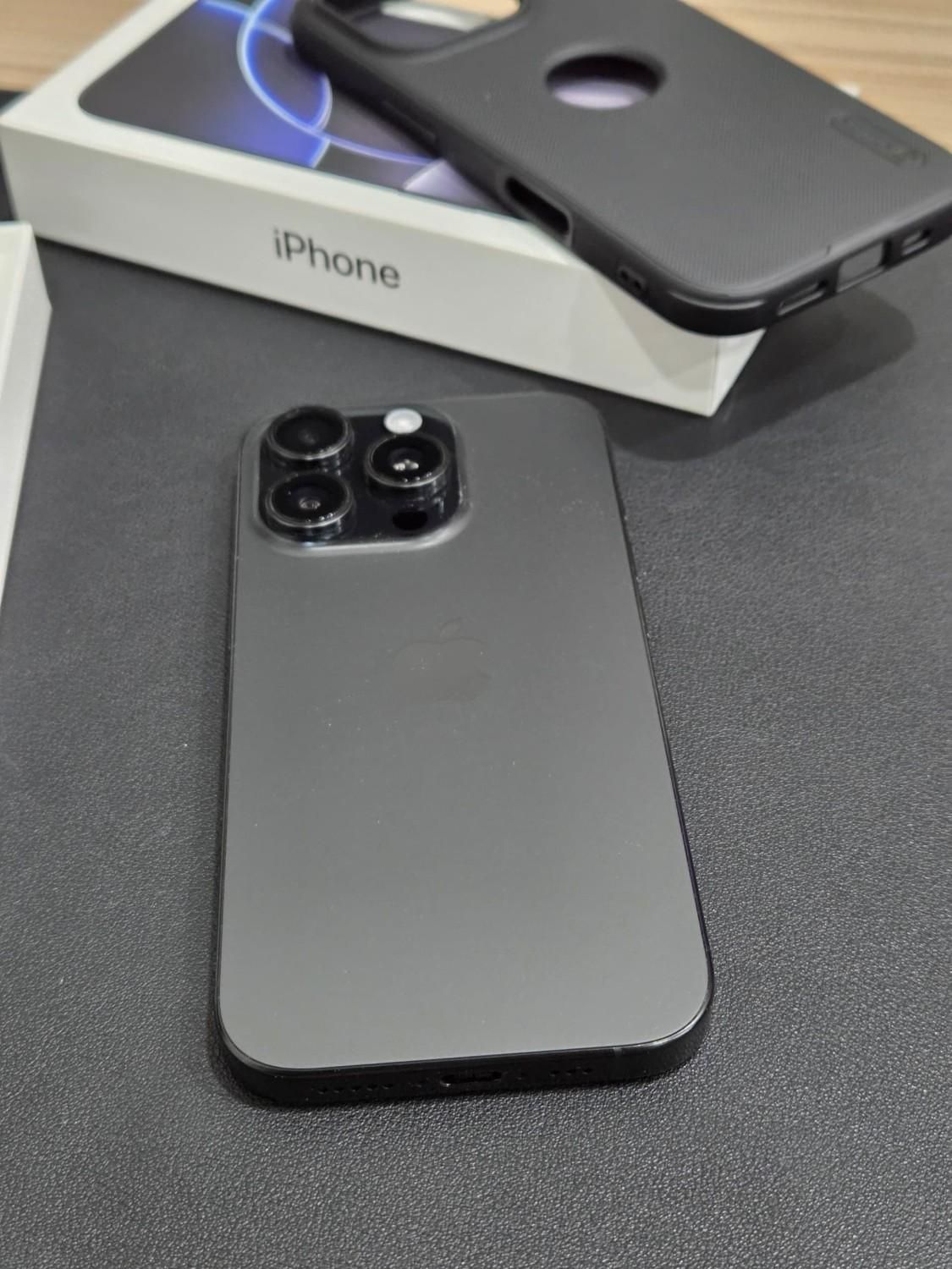 رجیستر شده Iphone 16 pro 256 black|موبایل|تهران, ظفر|دیوار