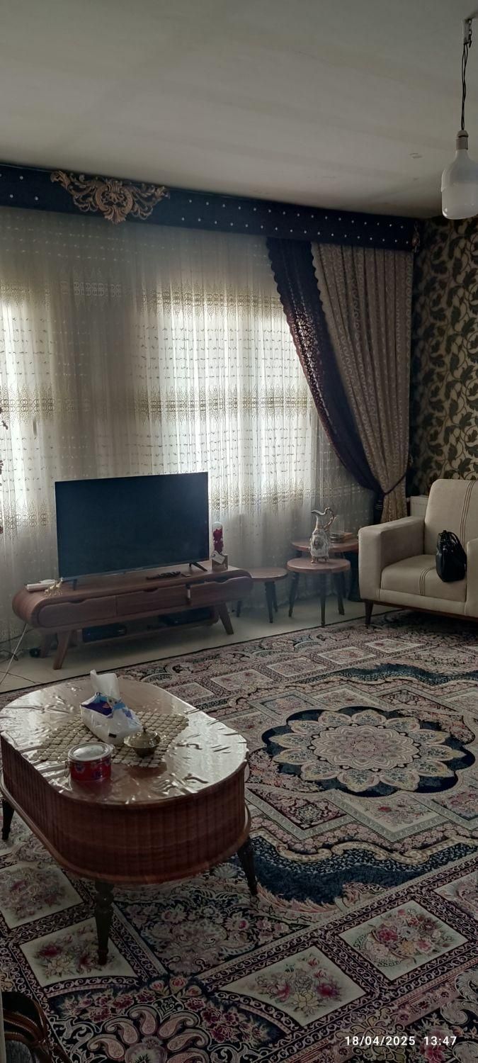 فروش آپارتمان۷۶متری۲خوابه طبقه ۲ عرفان روبروی مترو|فروش آپارتمان|هشتگرد, شهرک ریحانه|دیوار