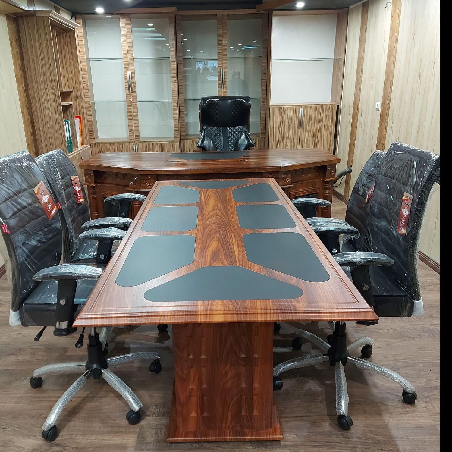 میزکنفرانس مدیریت کارمنددفتر اداری انتظار|دفتر کار|تبریز, |دیوار