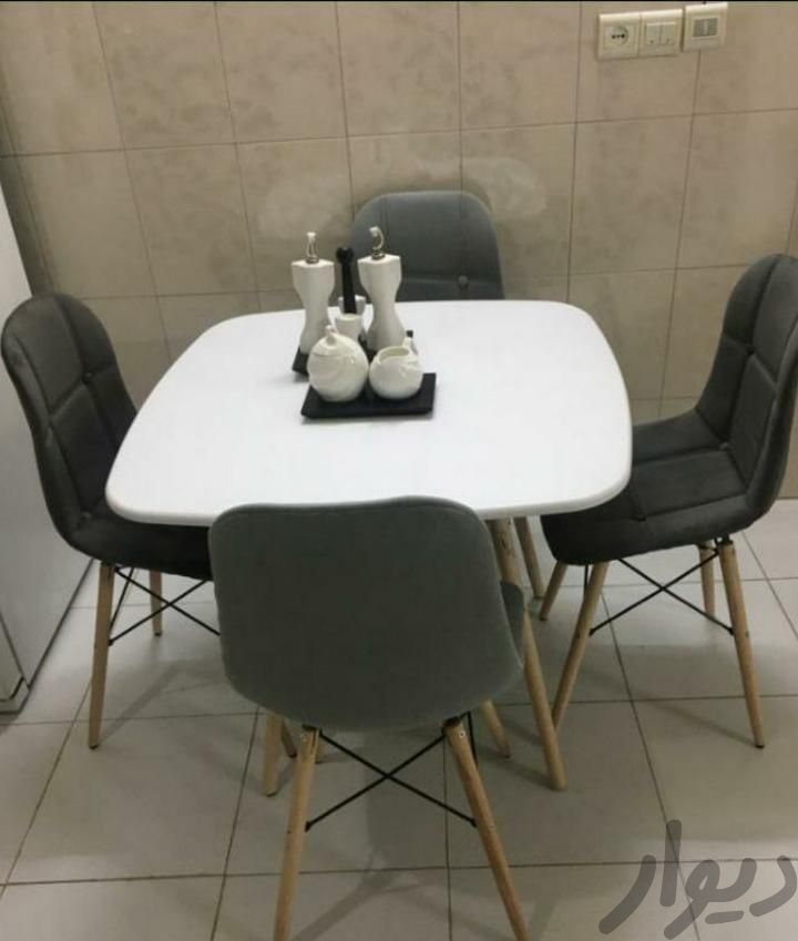 میز و صندلی نهارخوری شرکتی روکش پارچه چهار نفره|میز و صندلی غذاخوری|یزد, |دیوار