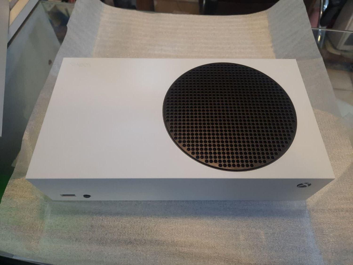 ایکس باکس سری اس(xbox seri S) آکبندی معاوضه با PS4|کنسول، بازی ویدئویی و آنلاین|تهران, شهرک راه‌آهن|دیوار