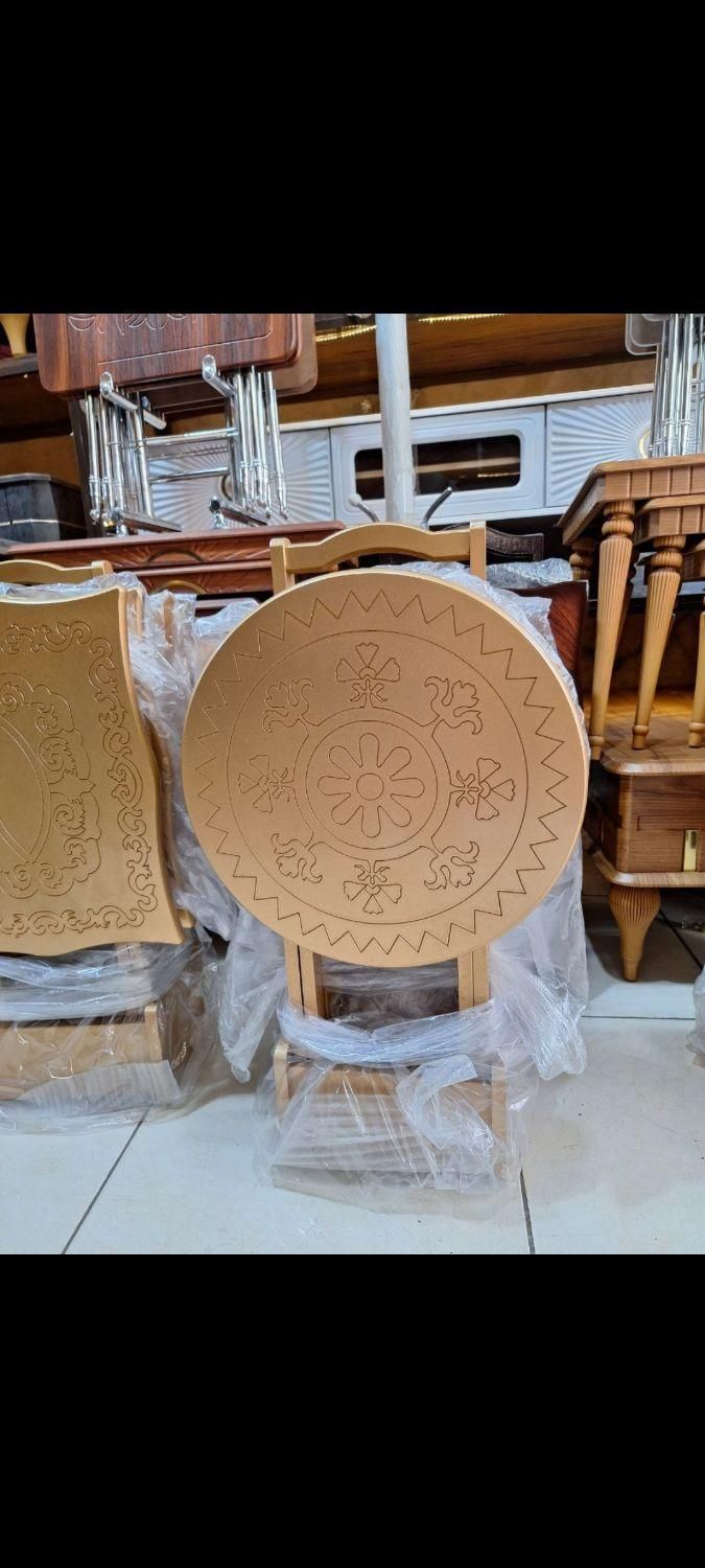 میز عسلی تاشو چمدانی جلومبلی طلایی چهار عددی|مبلمان خانگی و میز عسلی|تهران, فلسطین (میدان انقلاب)|دیوار
