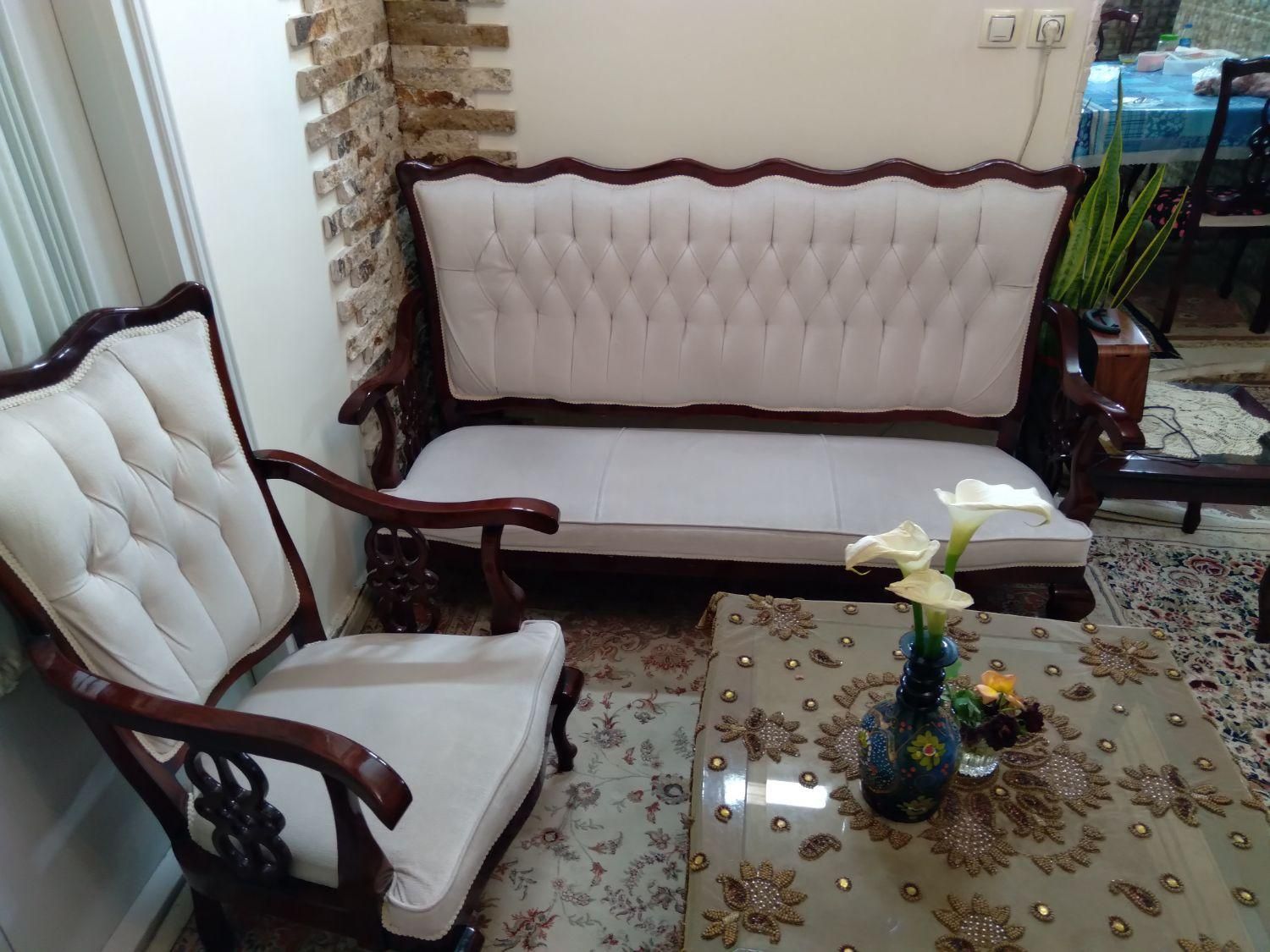 مبل ۷نفره چوب راش درحدنو عالی|مبلمان خانگی و میز عسلی|بابل, |دیوار