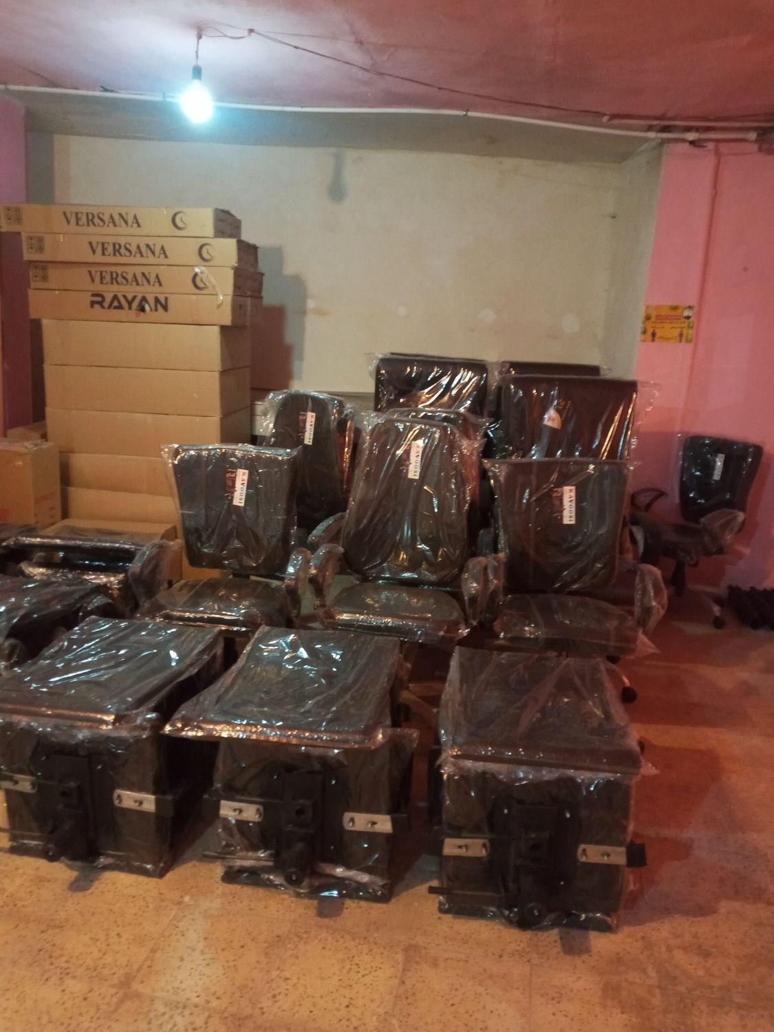 صندلی گردون کرکره ای دومکانیزمه|صندلی و نیمکت|اردبیل, |دیوار