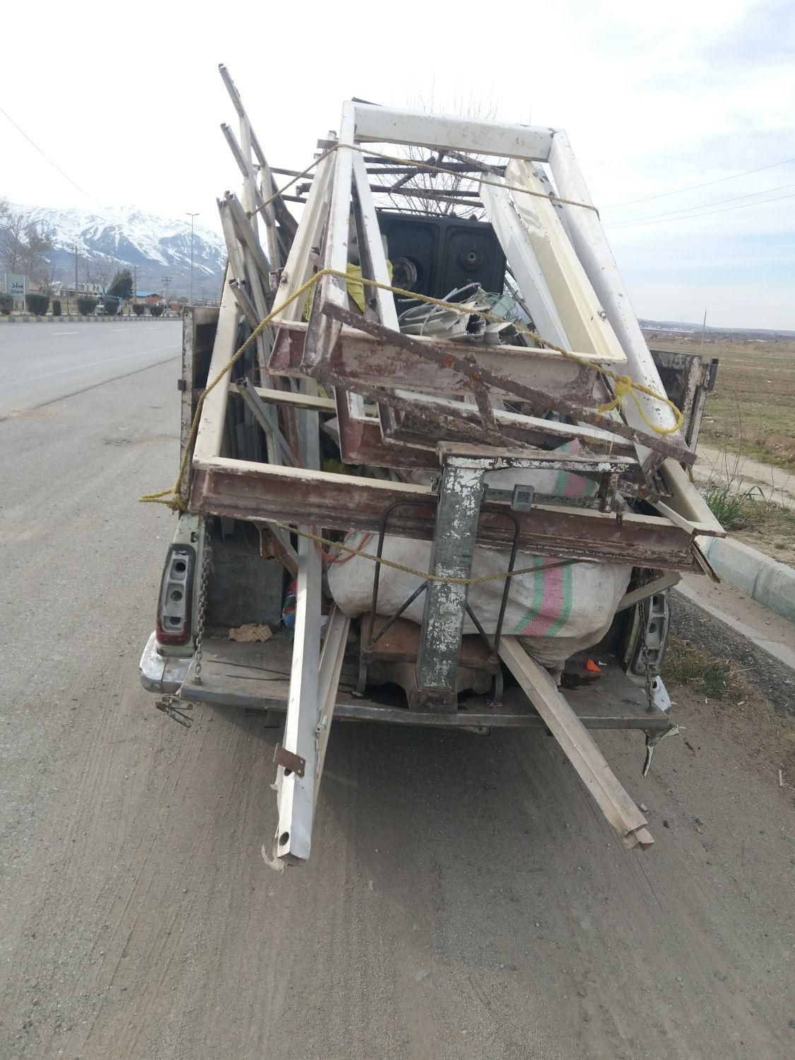 ضایعاتی موسوی. خرید ضایعات.کلی و جزئی|عمدهفروشی|بروجرد, |دیوار