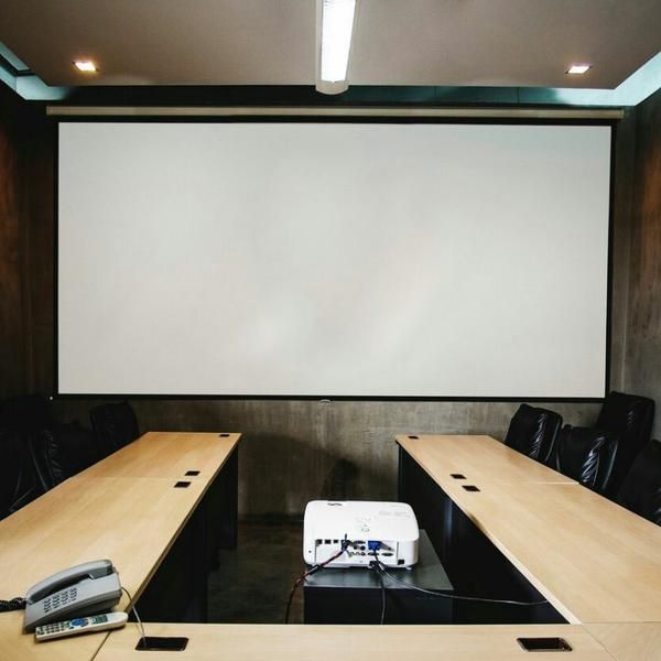 ویدیو پروژکتور hdmi خور / باگارانتی|تلویزیون و پروژکتور|کرمان, |دیوار