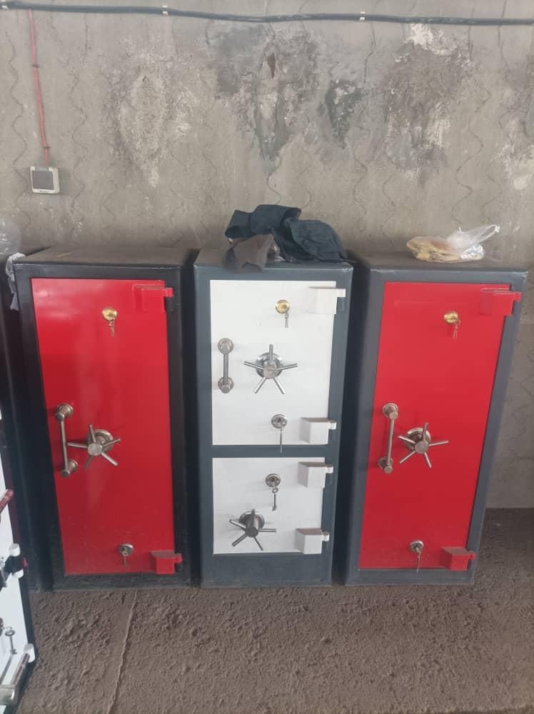 گاوصندوق قهرمانی کاوه|دفتر کار|مراغه, |دیوار