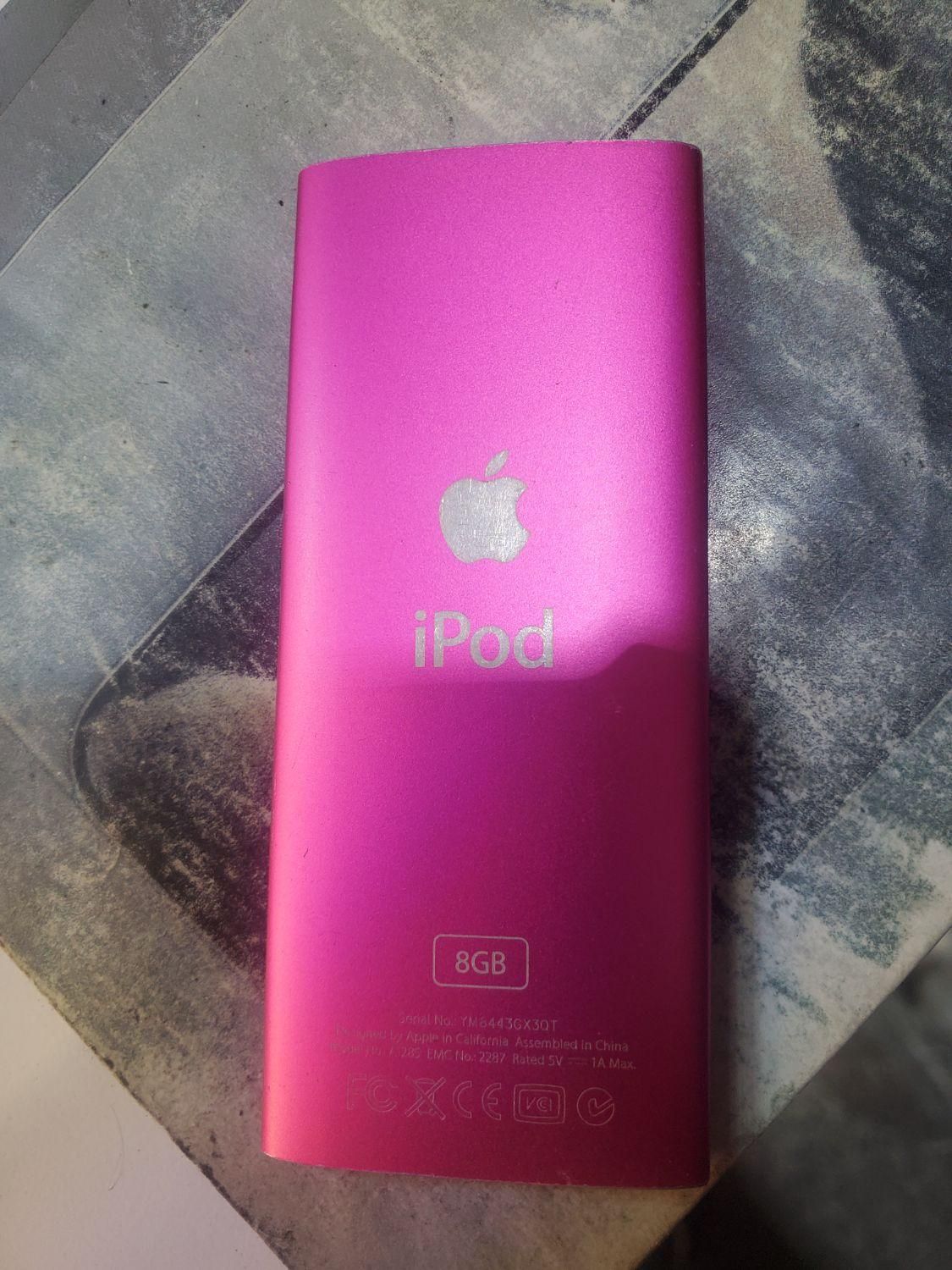apple ipod nano 8GB|پخش‌کننده همراه|ارومیه, |دیوار