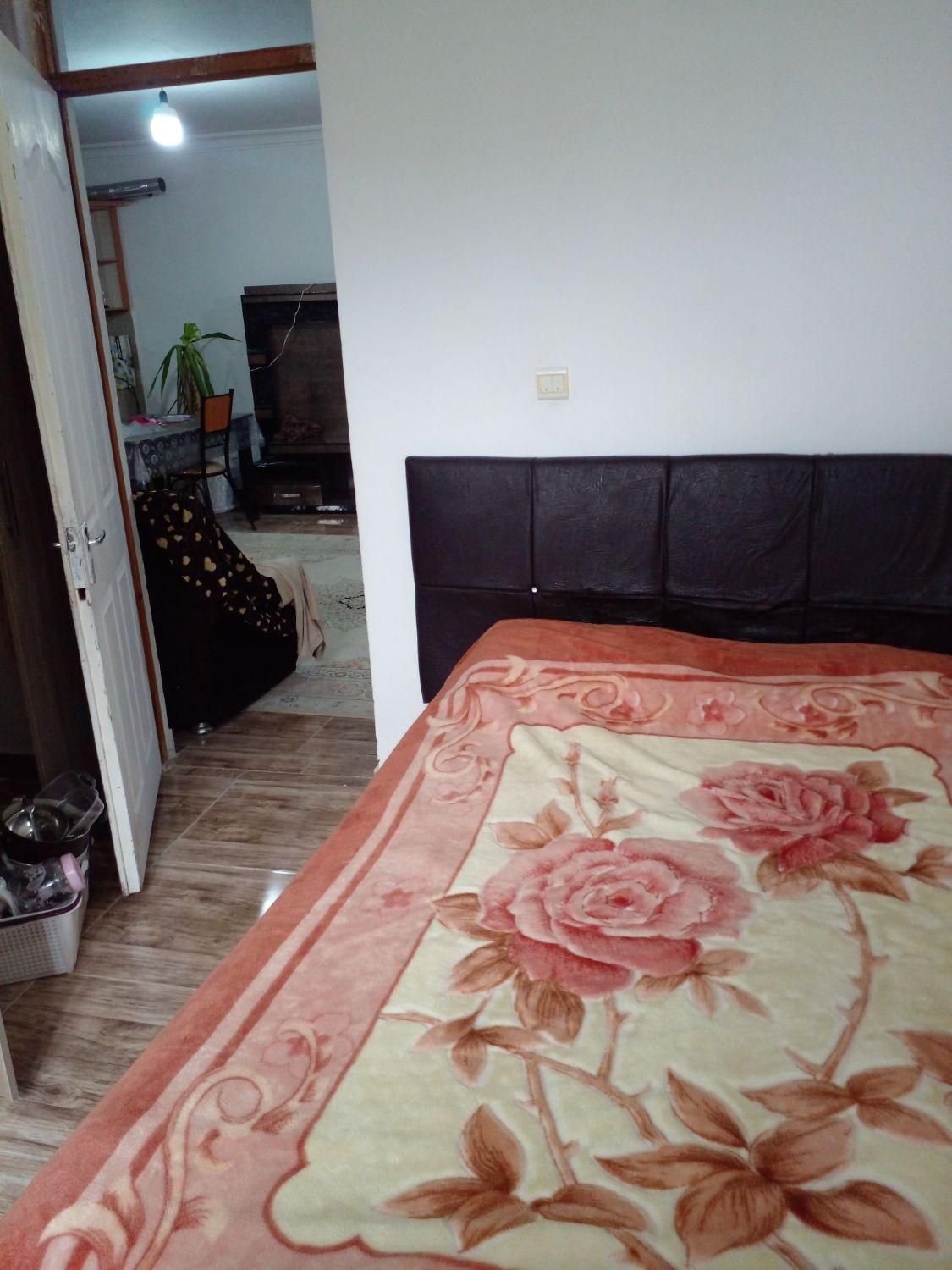 اجاره سویت با پارکینگ و دو خواب از۸۰۰ هزار|اجارهٔ کوتاه‌مدت آپارتمان و سوئیت|رشت, شهرک صبا|دیوار