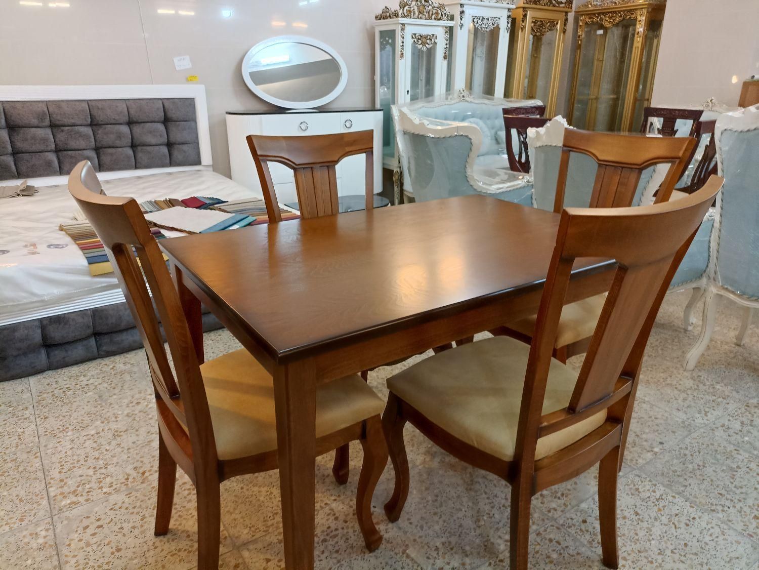 میز ناهارخوری ۴ نفره|میز و صندلی غذاخوری|قزوین, |دیوار