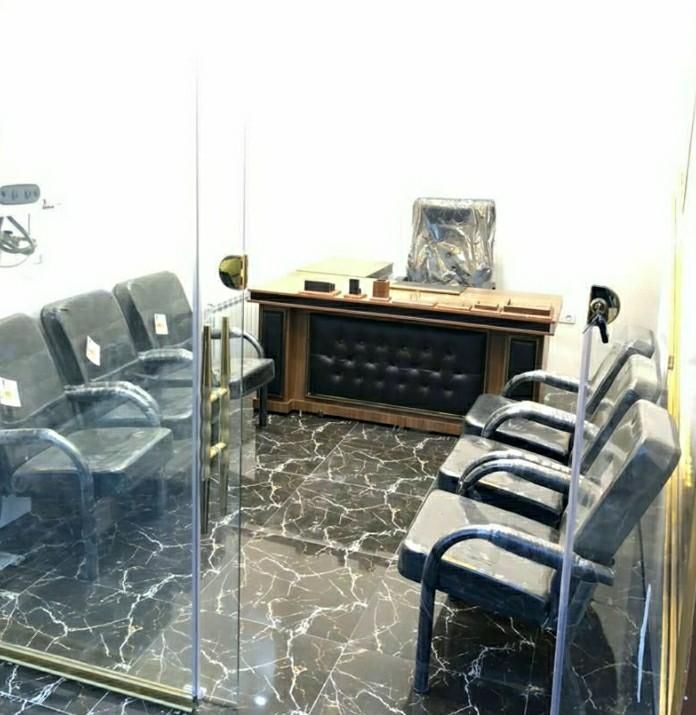 میز مدیریت اداری /صندلی اداری /پک کامل|مبلمان اداری|رشت, پیرکلاچای|دیوار