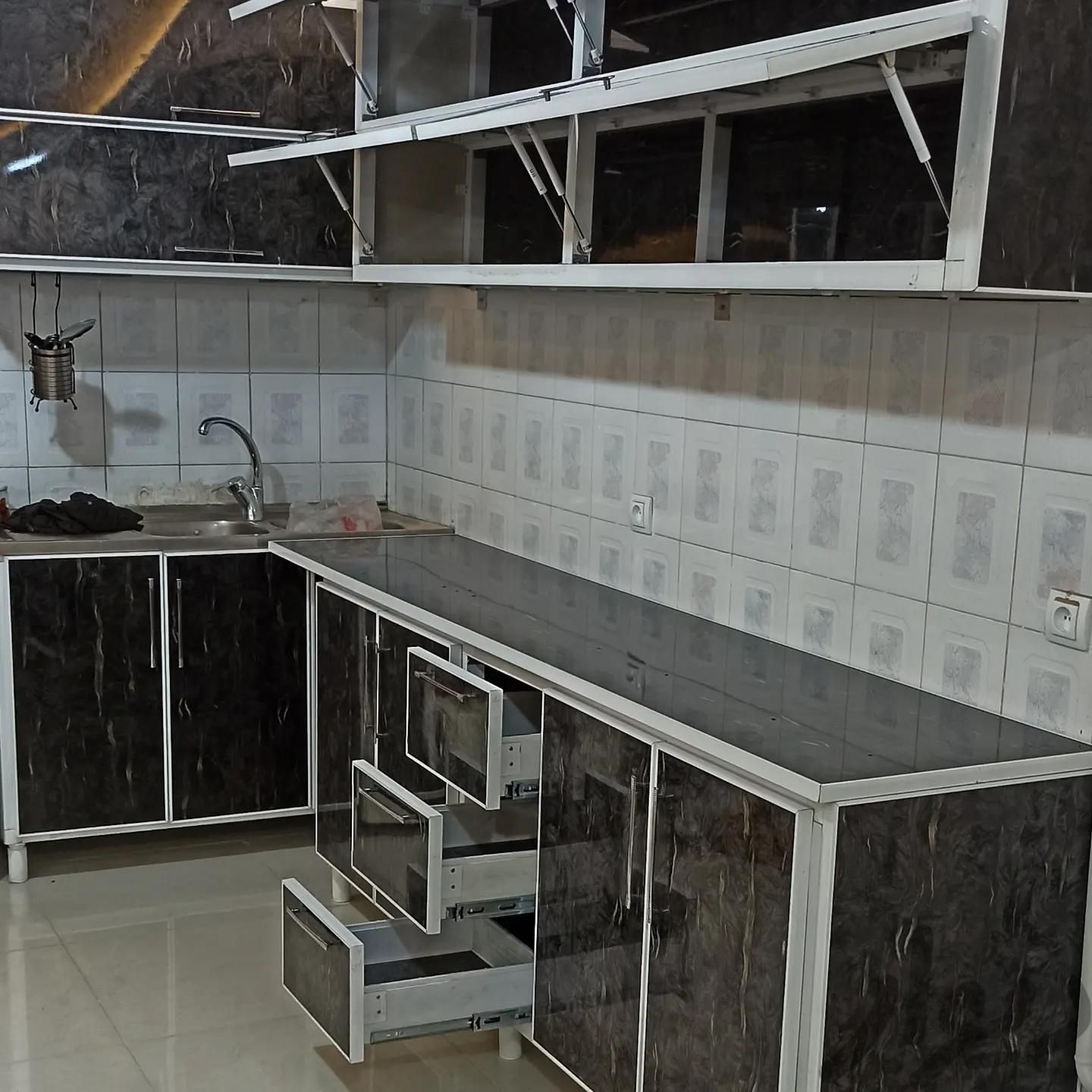 تولید کابینت آلومینیومی آشپزخانه در ارومیه