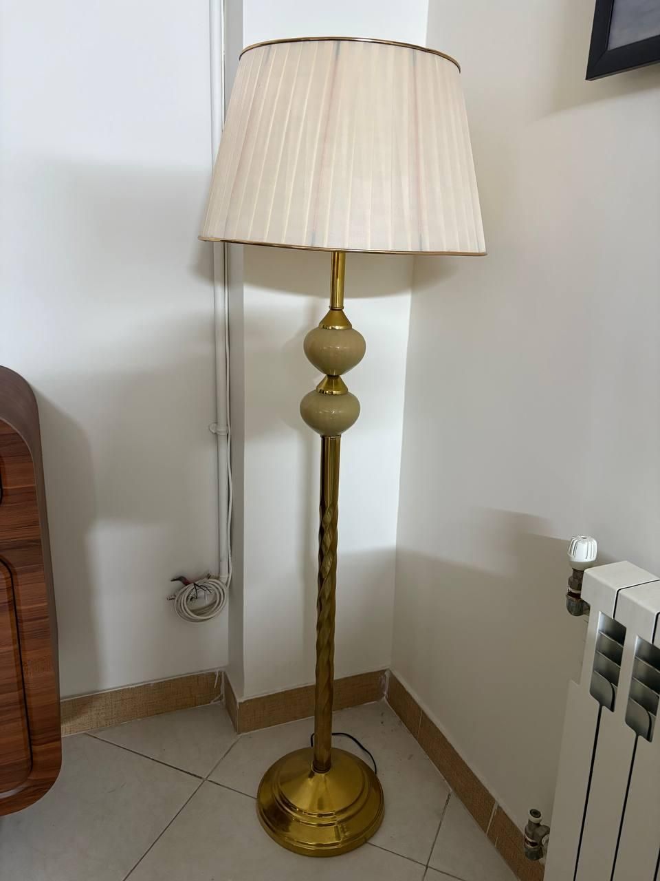 آباژور ایستاده|چراغ خواب و آباژور|فردیس, |دیوار