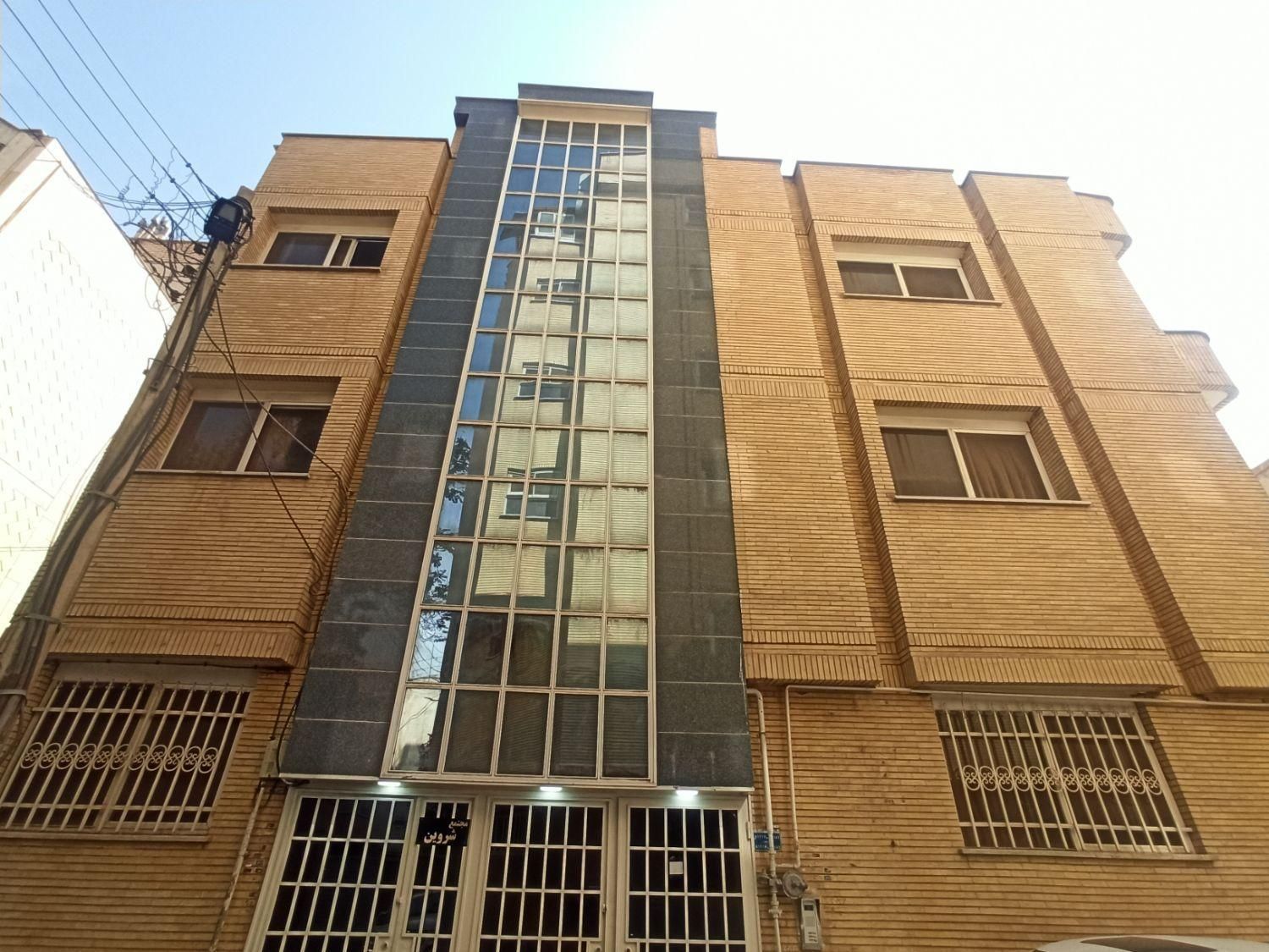مجموعه سوییت و اپارتمان VIP شروین در سی و سه پل|اجارهٔ کوتاه‌مدت آپارتمان و سوئیت|اصفهان, چرخاب|دیوار