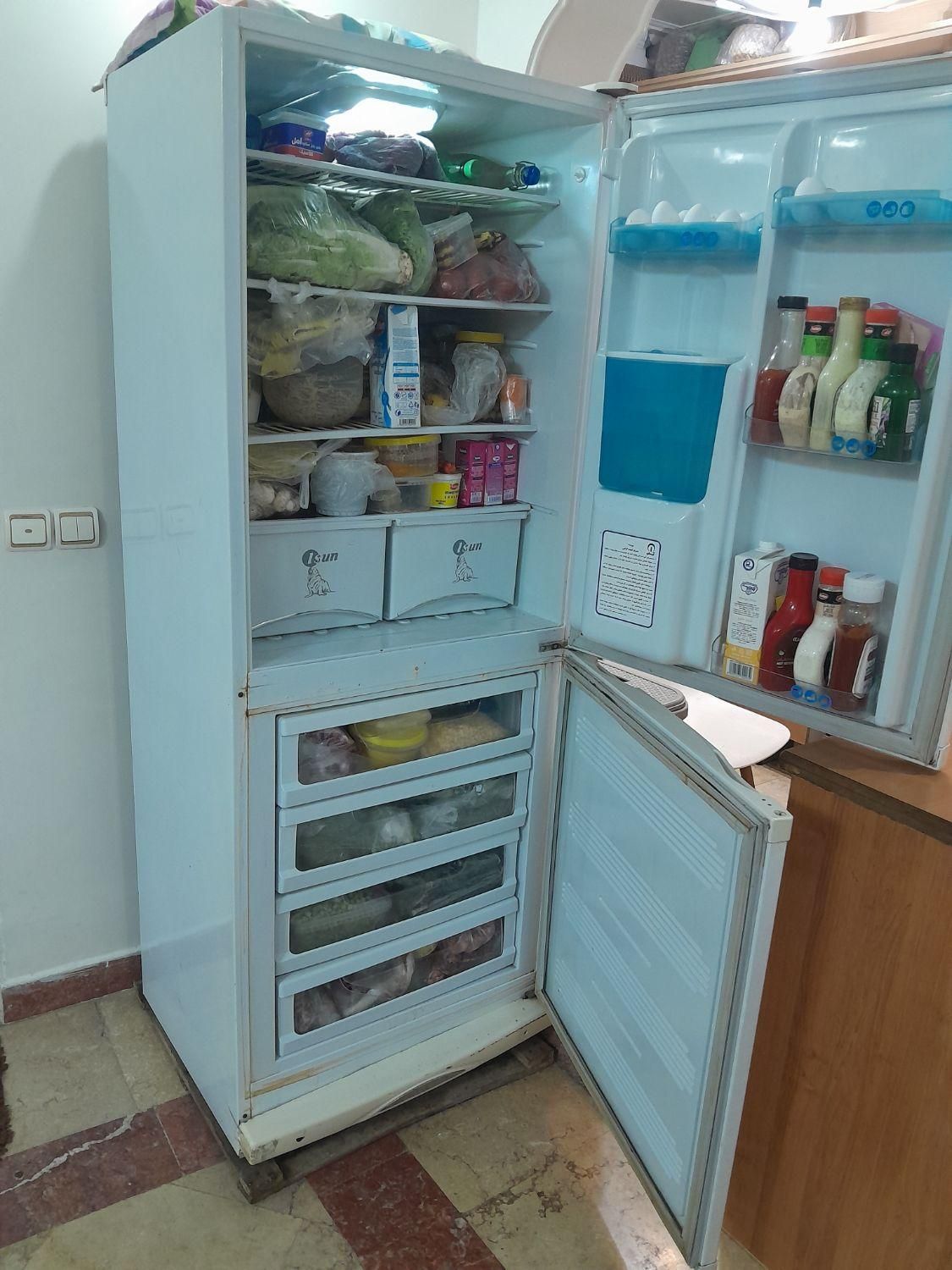 ماشین لباسشویی ابسال ۵ کیلویی و یخچال فریزر ایسان|ماشین لباسشویی و خشک‌کن لباس|تهران, دانشگاه علم و صنعت|دیوار