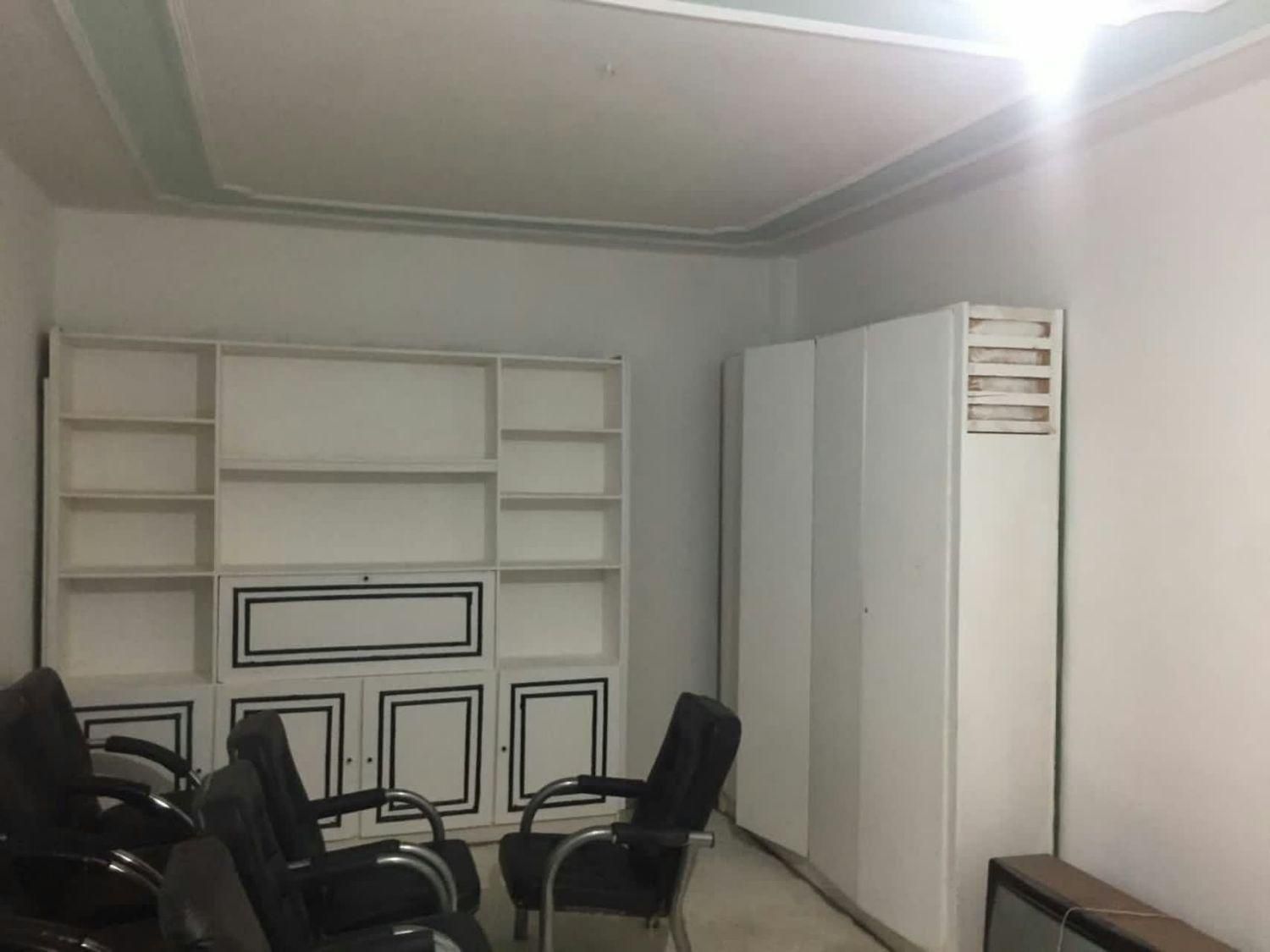 فروش واحد دفتری۲۱۲  متری در سنگ فرش ولیعصر|فروش دفتر کار، اتاق اداری، مطب|تبریز, |دیوار