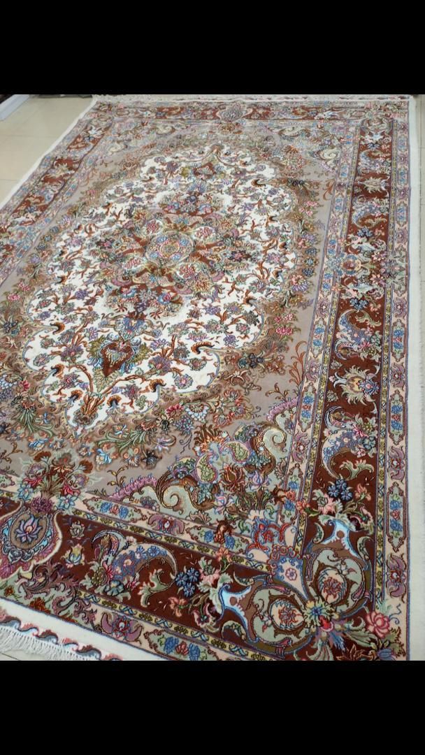 جفت ۶ متری فرش دستباف طرح تبریز نوین فر گل ابریشم|فرش|تهران, دریاچه شهدای خلیج فارس|دیوار