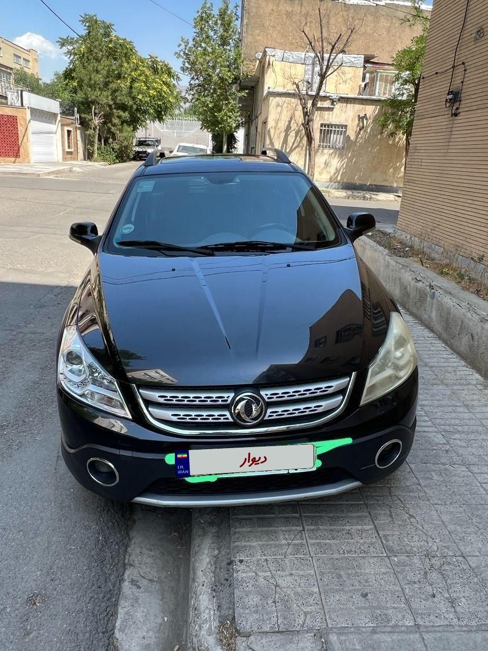 دانگ فنگ H30 کراس، مدل ۱۳۹۶ بی رنگ بسیار تمیز|خودرو سواری و وانت|کرج, کوی کارمندان جنوبی|دیوار