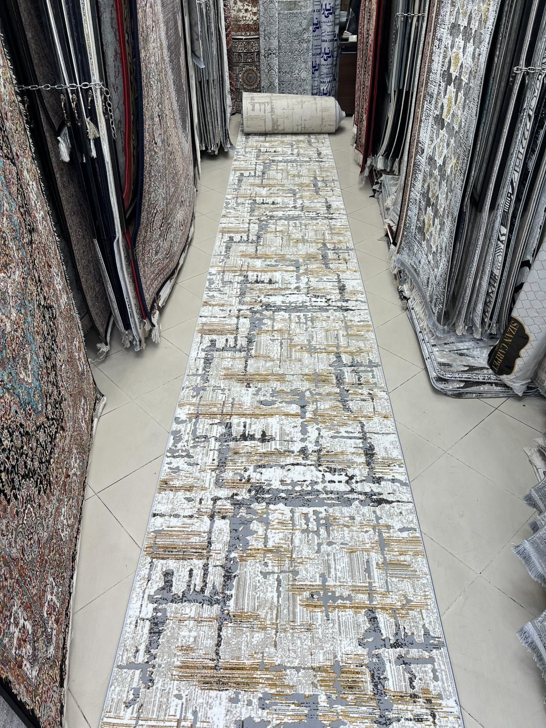 کناره عرض ۱ متر نخ ترکیه موجود در ۵ طرح|فرش|تبریز, |دیوار