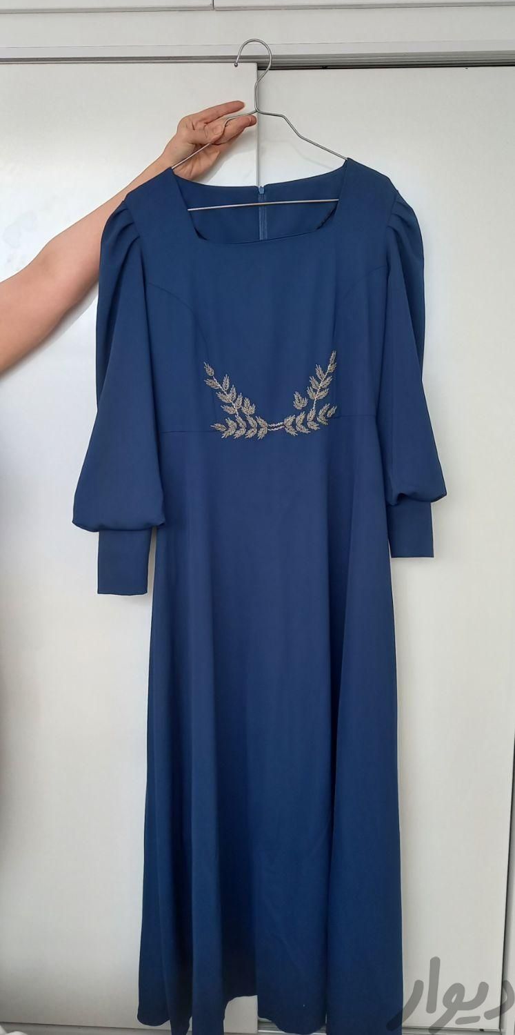 لباس مجلسی|لباس|اصفهان, شهشهان|دیوار
