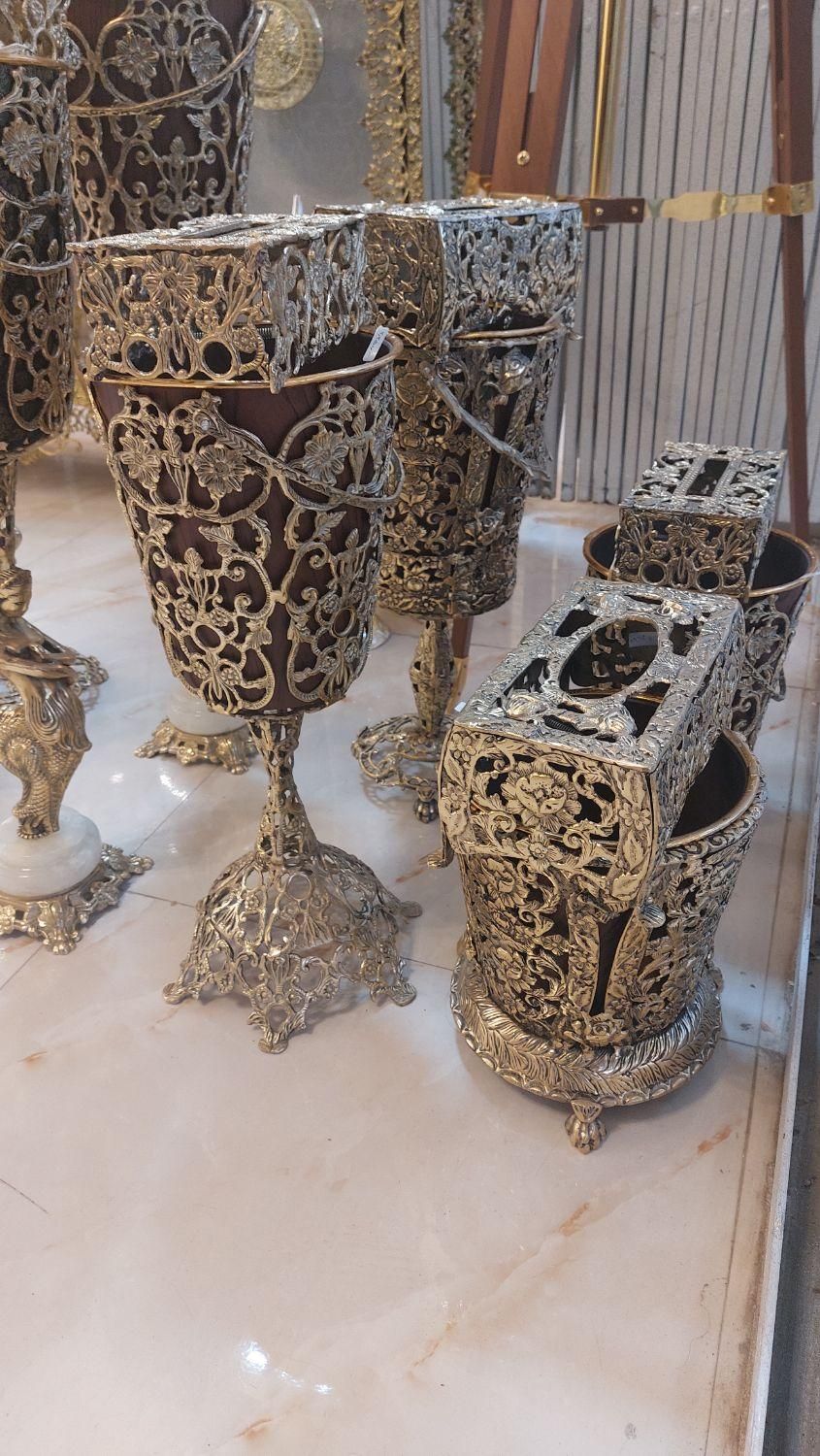 سطل آشغال وجادستمالی /برنجی برنزی|صنایع دستی و سایر لوازم تزئینی|مشهد, خین عرب|دیوار