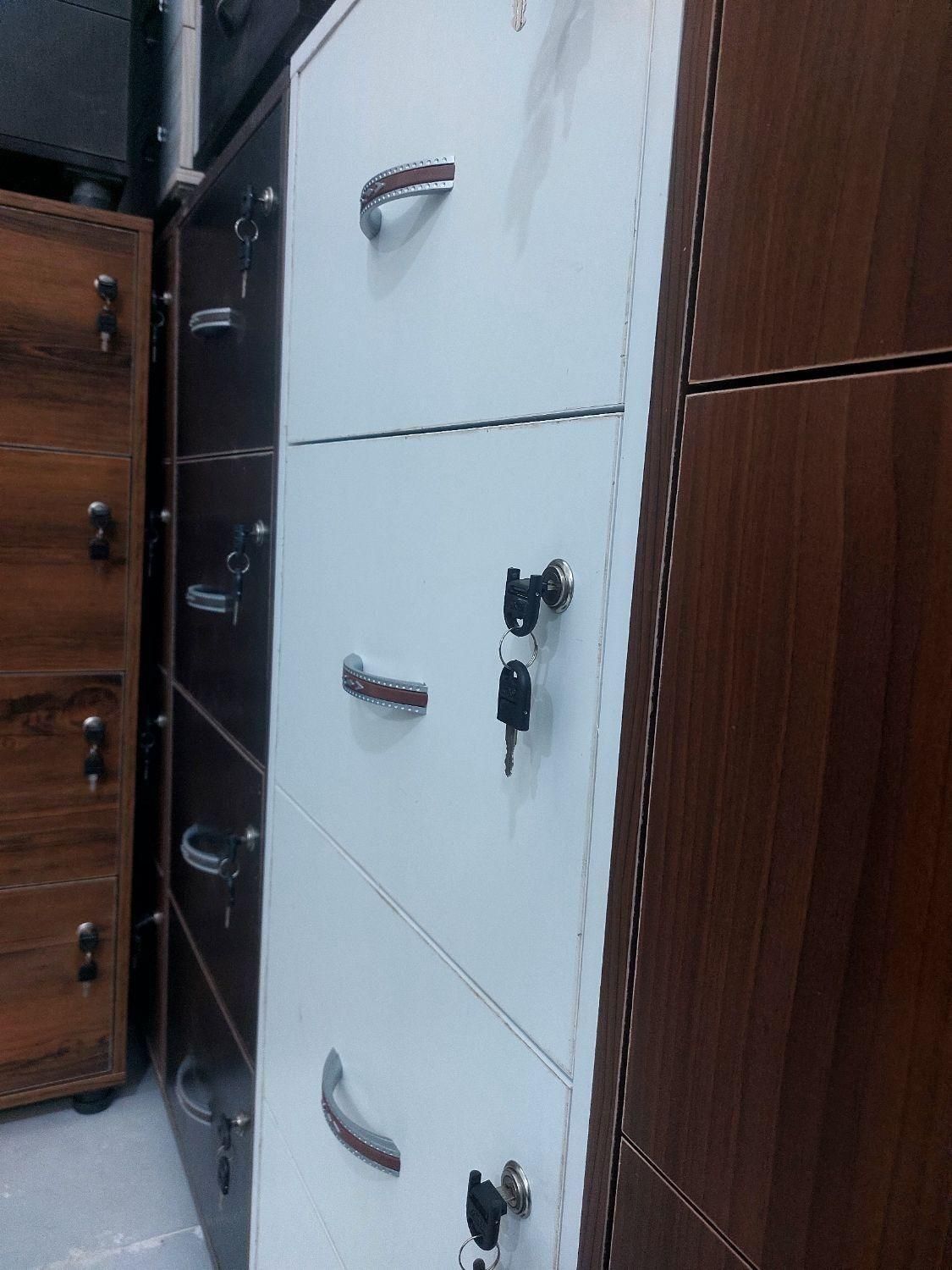 فایل اداری|دفتر کار|مشهد, نوید|دیوار