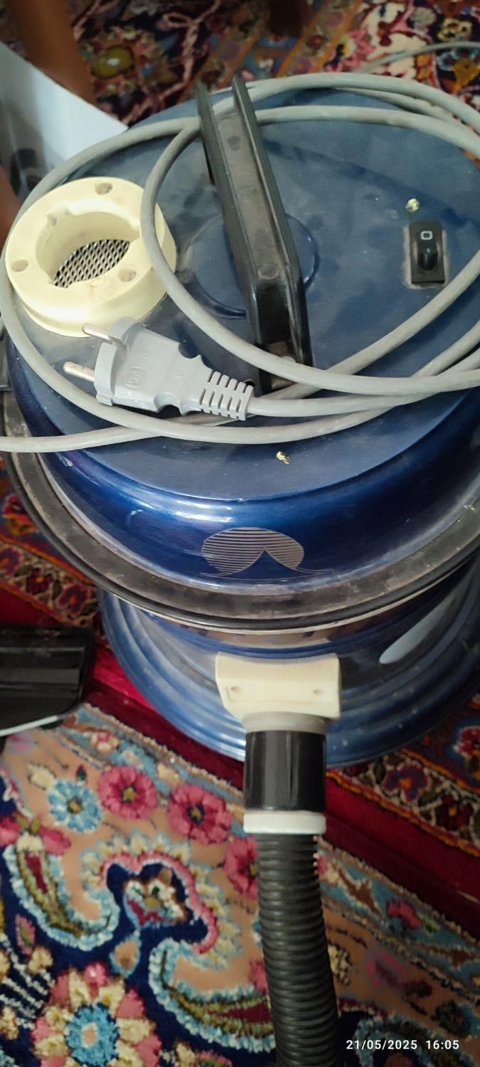 جاروبرقی سطلی به همراه کیسه پارچه ای|جاروبرقی، جارو شارژی، بخارشو|شیراز, تلخ داش‎|دیوار