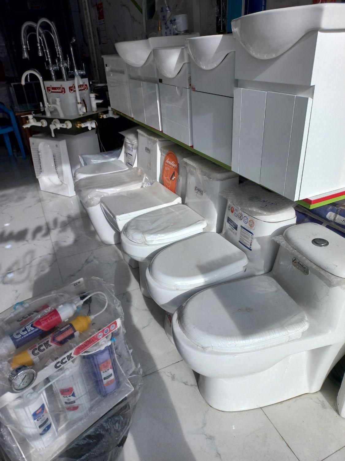 توالت ایرانی وفرنگی آرمیتاژ(مروارید) سیار پلاستیکی|لوازم سرویس بهداشتی|ساوه, |دیوار