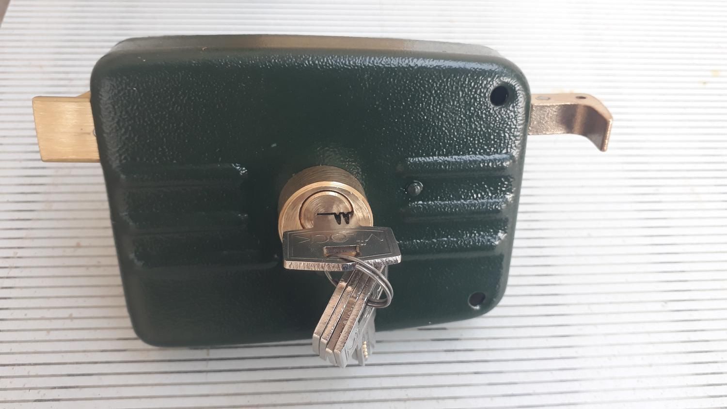 کلید سازی و قفل سازی ۲۴ ساعته|خدمات پیشه و مهارت|خرم‌آباد, |دیوار