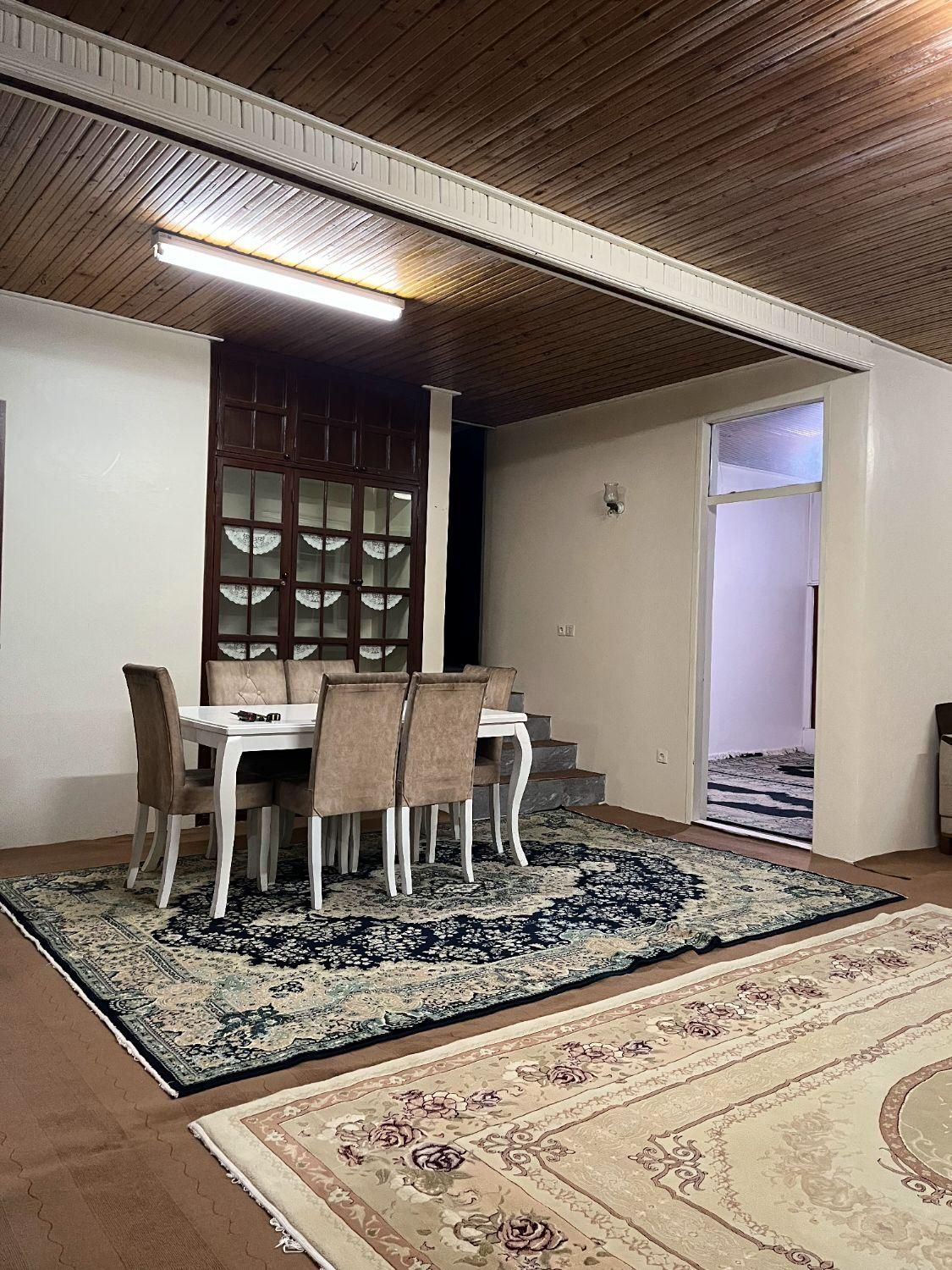 ویلایی سه خواب دربست ظرفیت نا محدود،کولر 36000|اجارهٔ کوتاه‌مدت ویلا و باغ|بندر انزلی, کارآموزی|دیوار