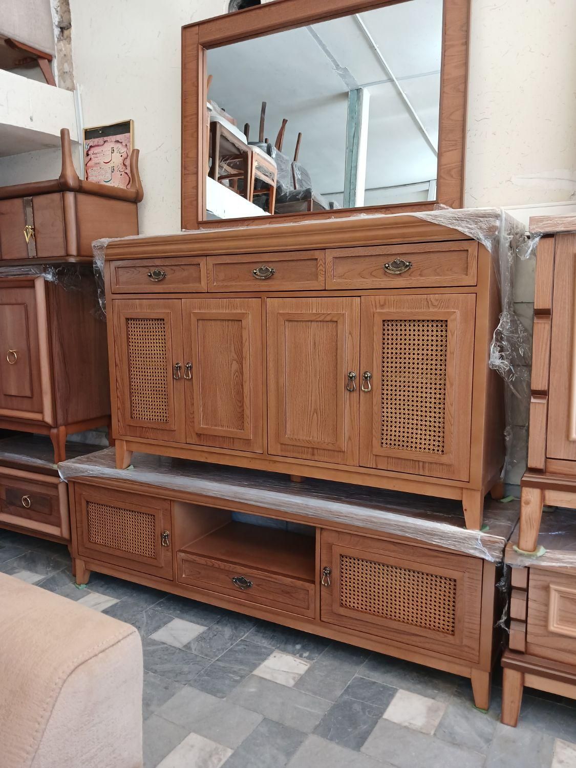 ست اینه کنسول و میز تی وی تک ستاره|بوفه، ویترین، کنسول|اراک, |دیوار