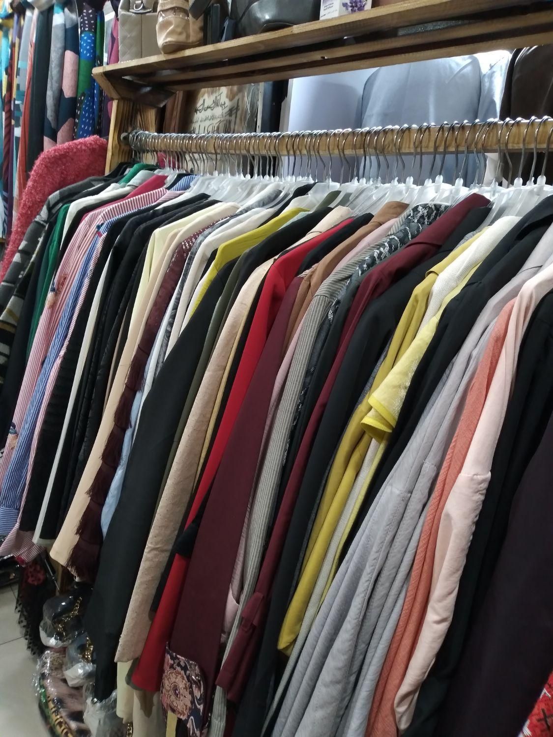 مانتو های عمده نو مناسب بساط و دستفروشی فقط ۹۸|لباس|تهران, آذربایجان|دیوار