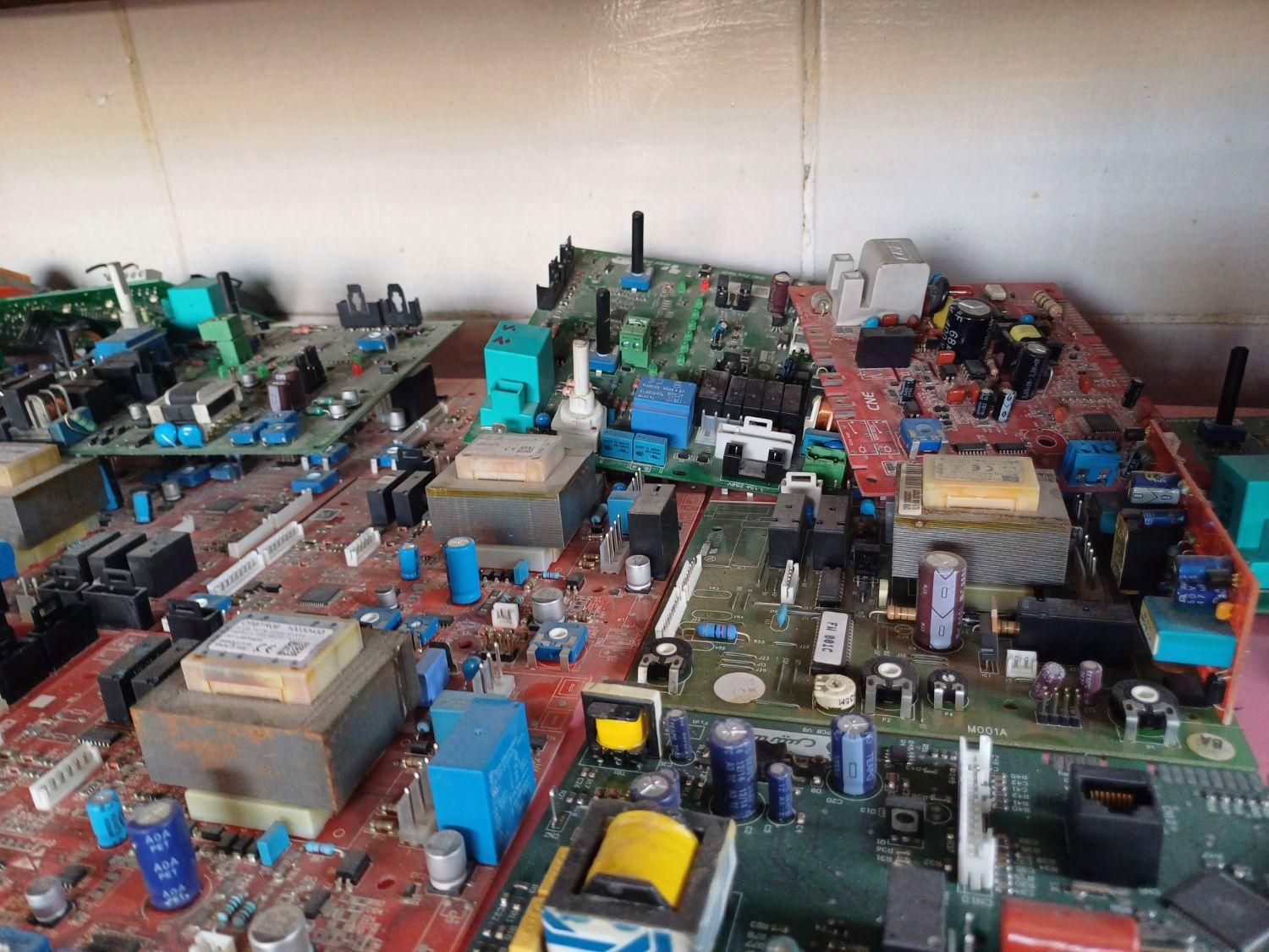 تعمیرات پکیج رادیاتور شوفاژ دیواری قطعات|آبگرمکن، پکیج، شوفاژ|پرند, فاز ۲|دیوار