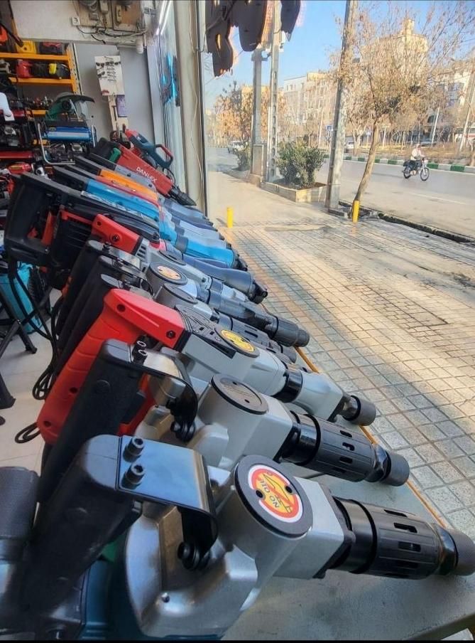 پیکور هیلتی با کیفیت بتن کن تخریب سوراخ کاری هیلتی|عمدهفروشی|مشهد, هنرور|دیوار