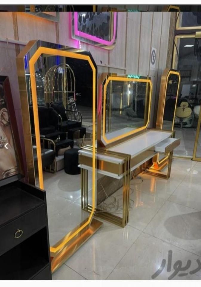 دکور آرایشگاهی سرشور صندلی آینه قد میزناخن اصلاح|آرایشگاه و سالنهای زیبایی|تهران, شهرک ابوذر|دیوار