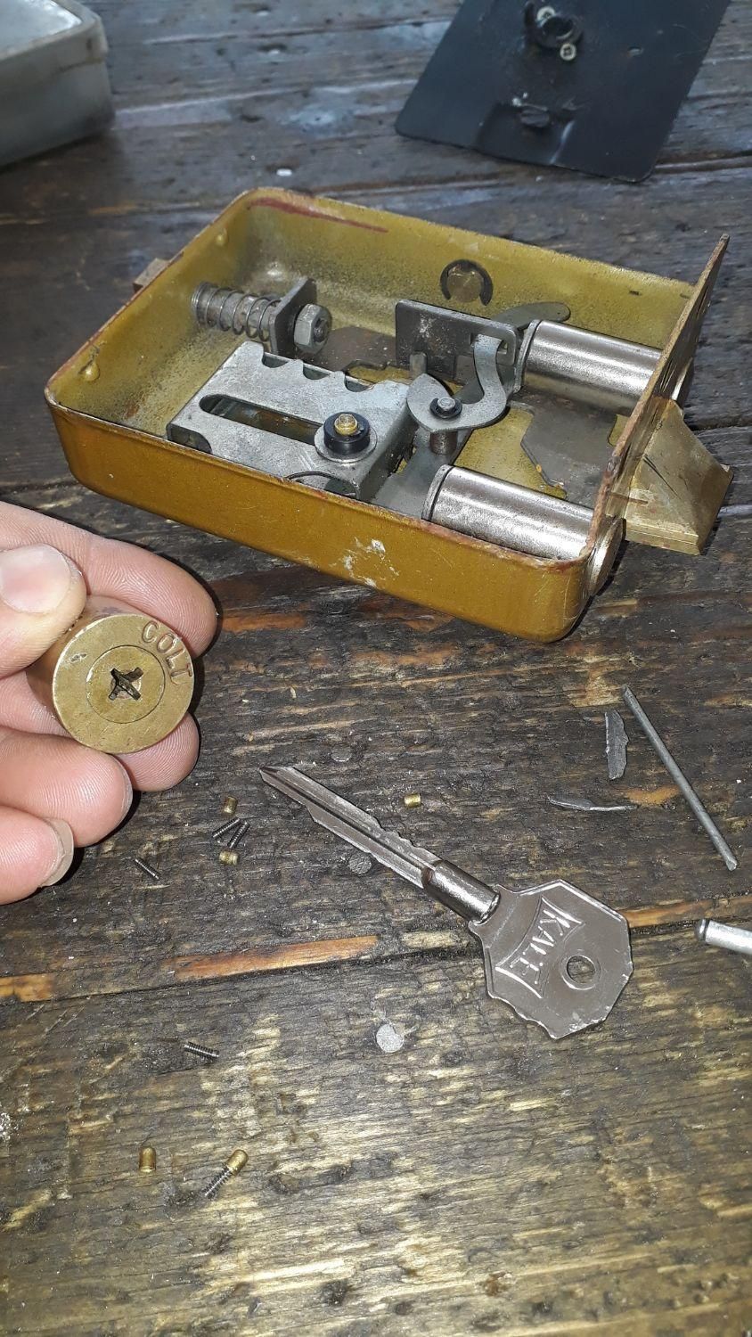 قفل سازی سیار۲۴ساعت|خدمات پیشه و مهارت|رشت, نیروی دریایی|دیوار