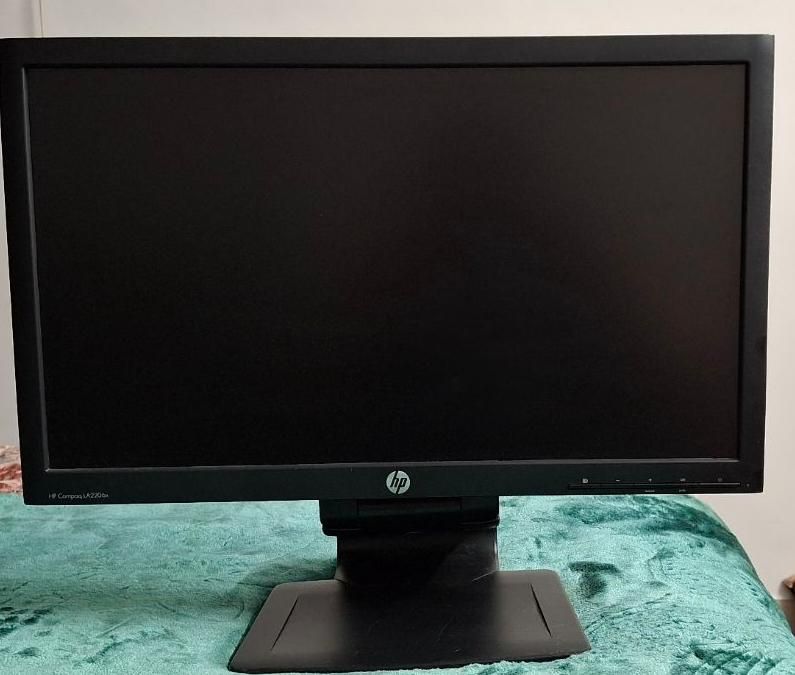 مانیتور ۲۲ اینچ اچ پی hp وارداتی اروپا|قطعات و لوازم جانبی رایانه|نیشابور, فضل|دیوار