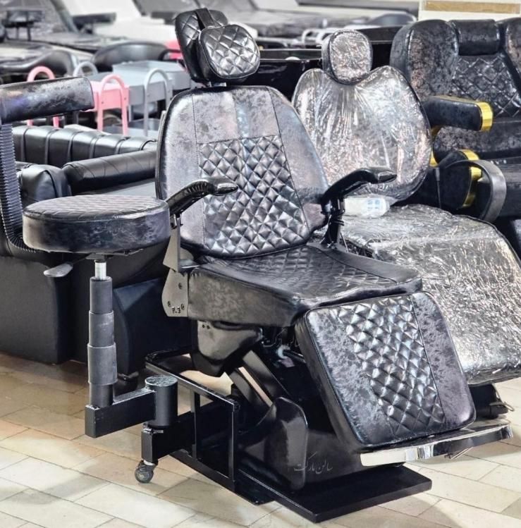 صندلی برقی باربردار به همراه استادکار|آرایشگاه و سالنهای زیبایی|تهران, مشیریه|دیوار