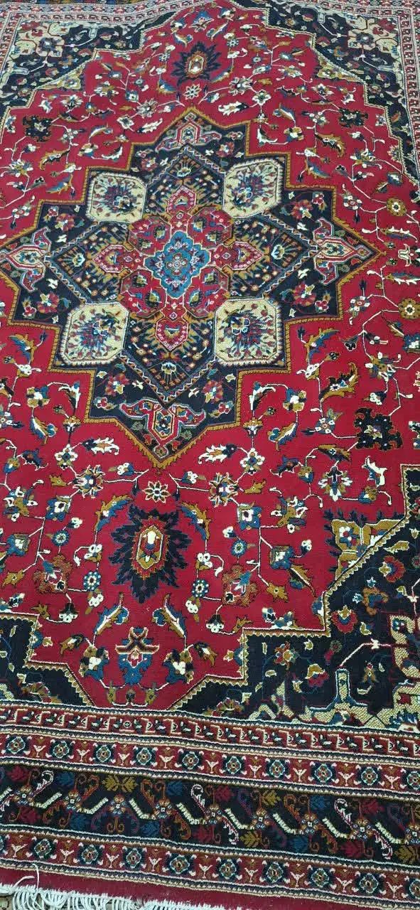 ۲تخته فرش ۶متری(خریدار فرشهای کارکرده)|فرش|قم, بلوار امین و ساحلی|دیوار
