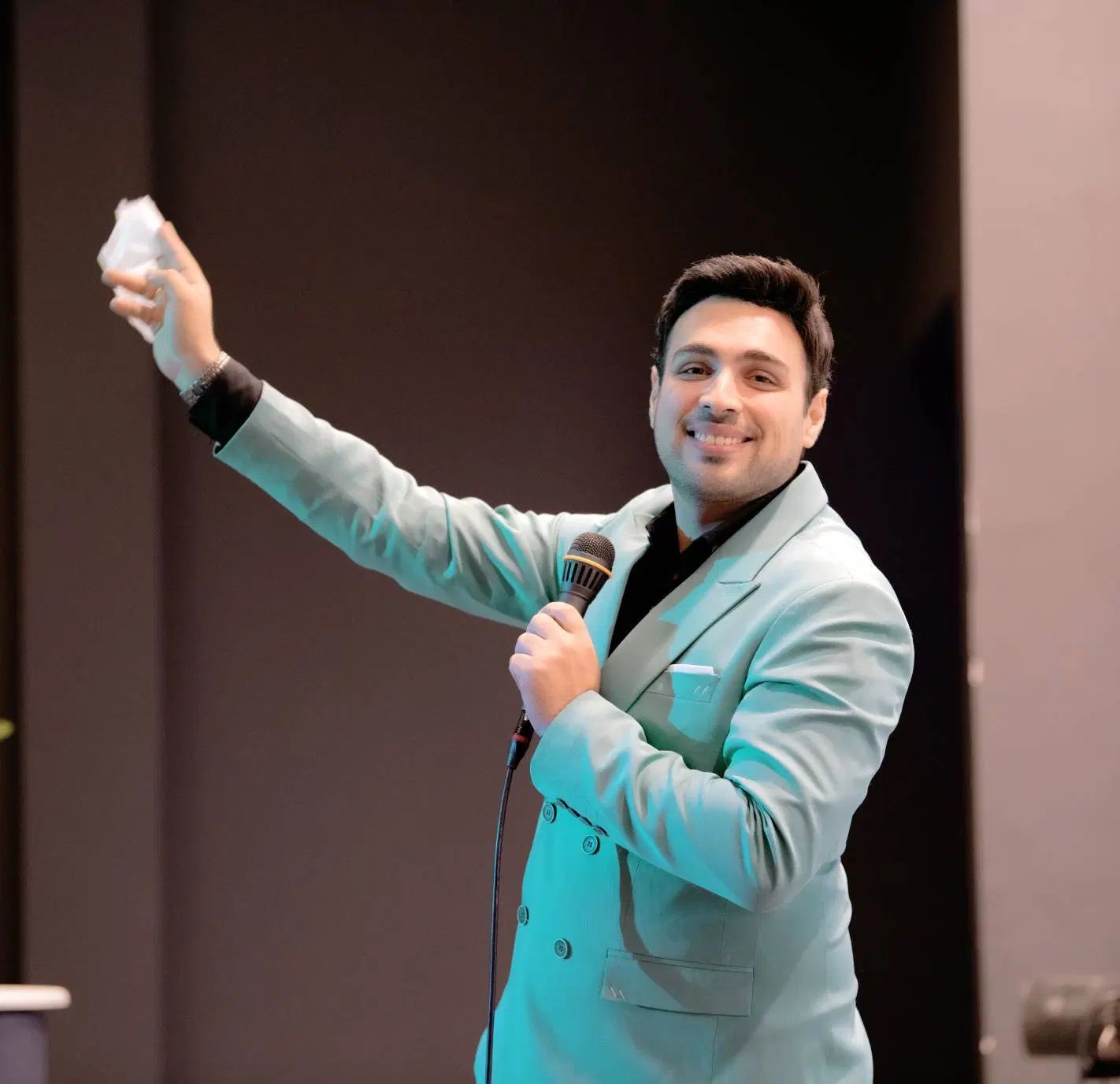 مجری همایش سمینار قرعه کشی افتتاحیه شومن عموموسیقی|خدمات پذیرایی، مراسم|تهران, آرژانتین|دیوار